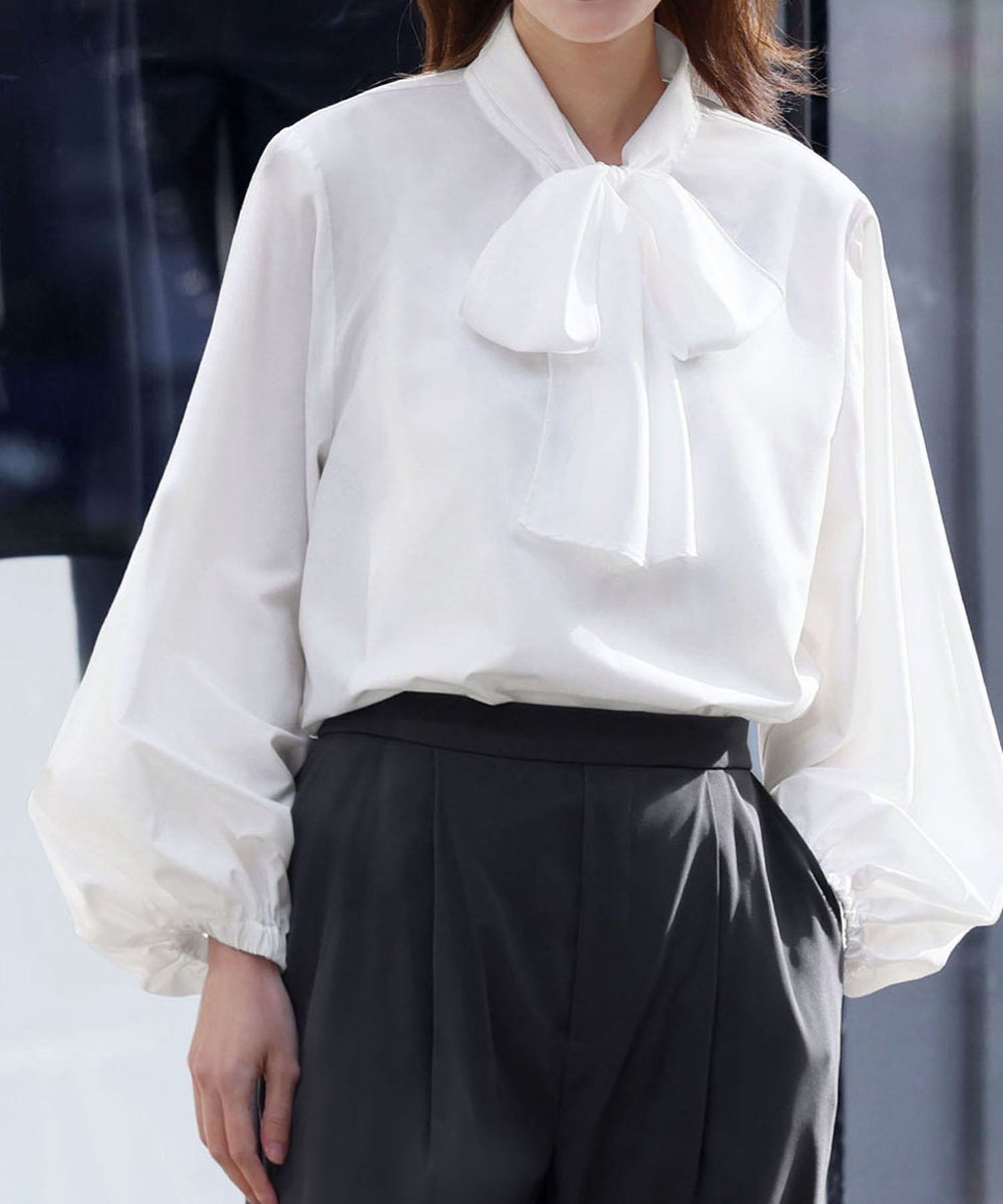 Flolia Bow Tie Volume Sleeve Blouse [Washable]