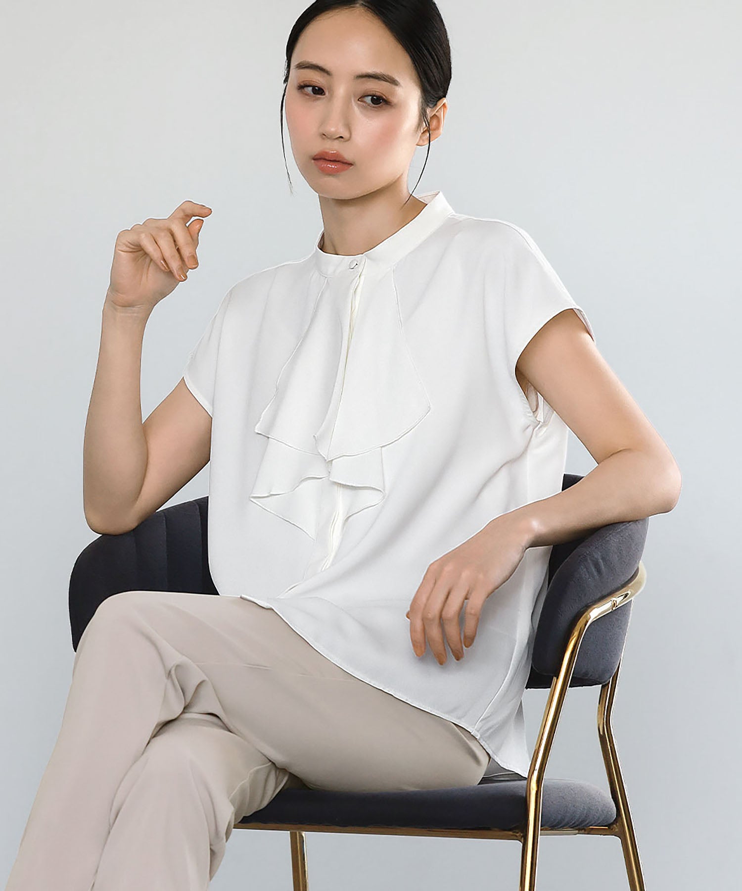 Flolia Frill Tie Short Sleeve Business Blouse [Washable]