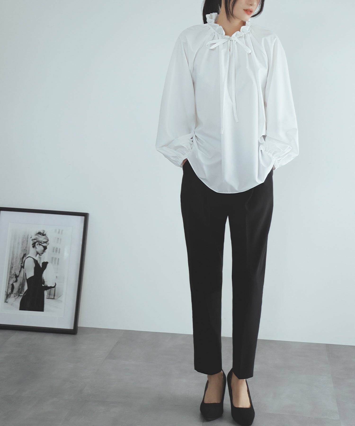 Flolia Frill Stand Collar Volume Sleeve Business Blouse [Washable]