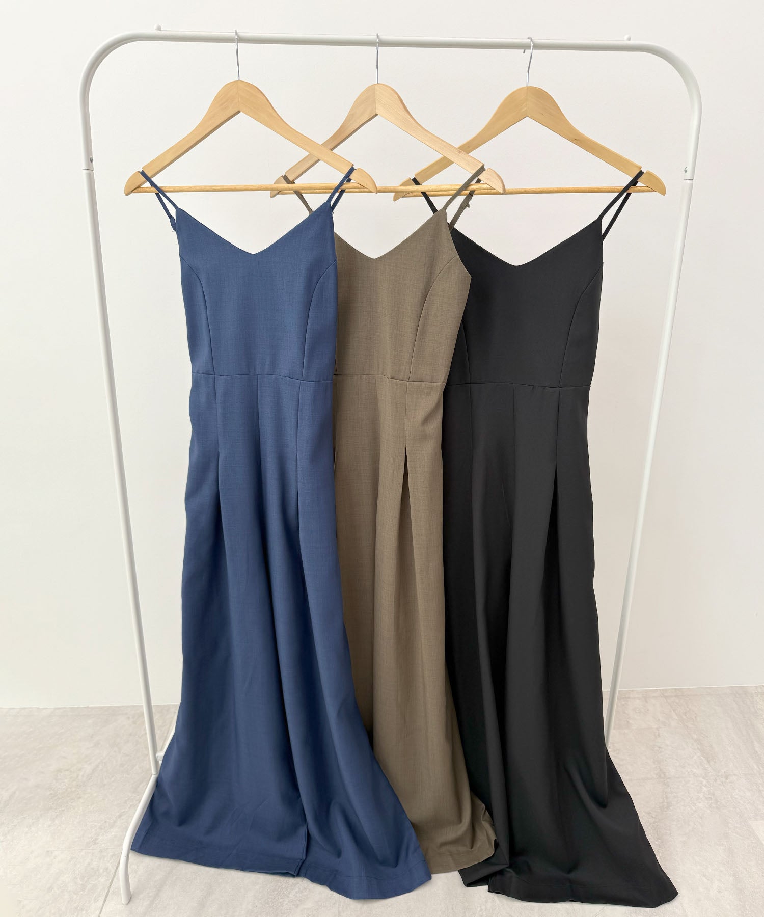 フューティアランド Futier Land バックリボンキャミワイドオールインワン （ベージュ） ベージュ