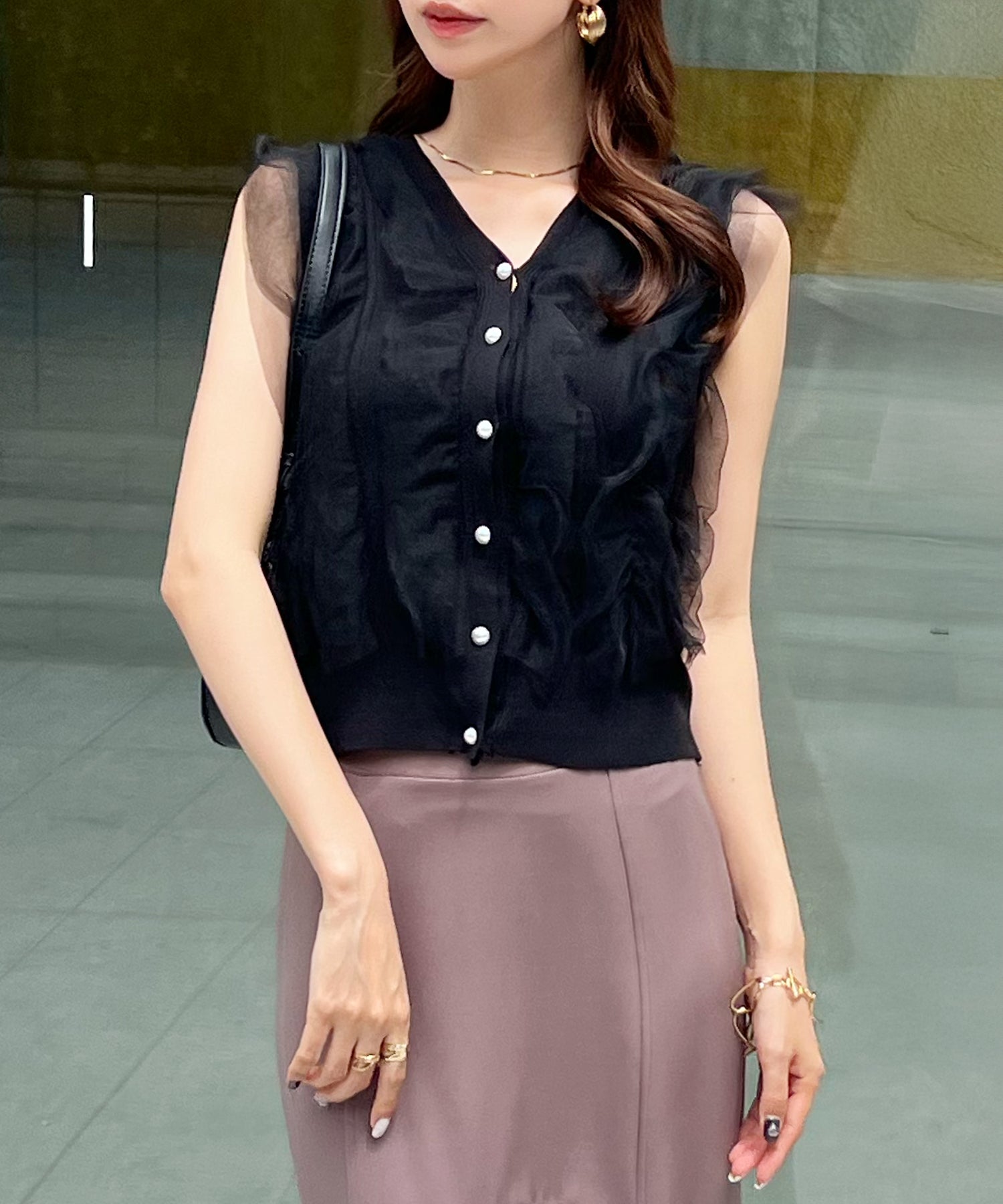 フューティアランド Futier Land パールボタンチュールトップス （ブラック） ブラック