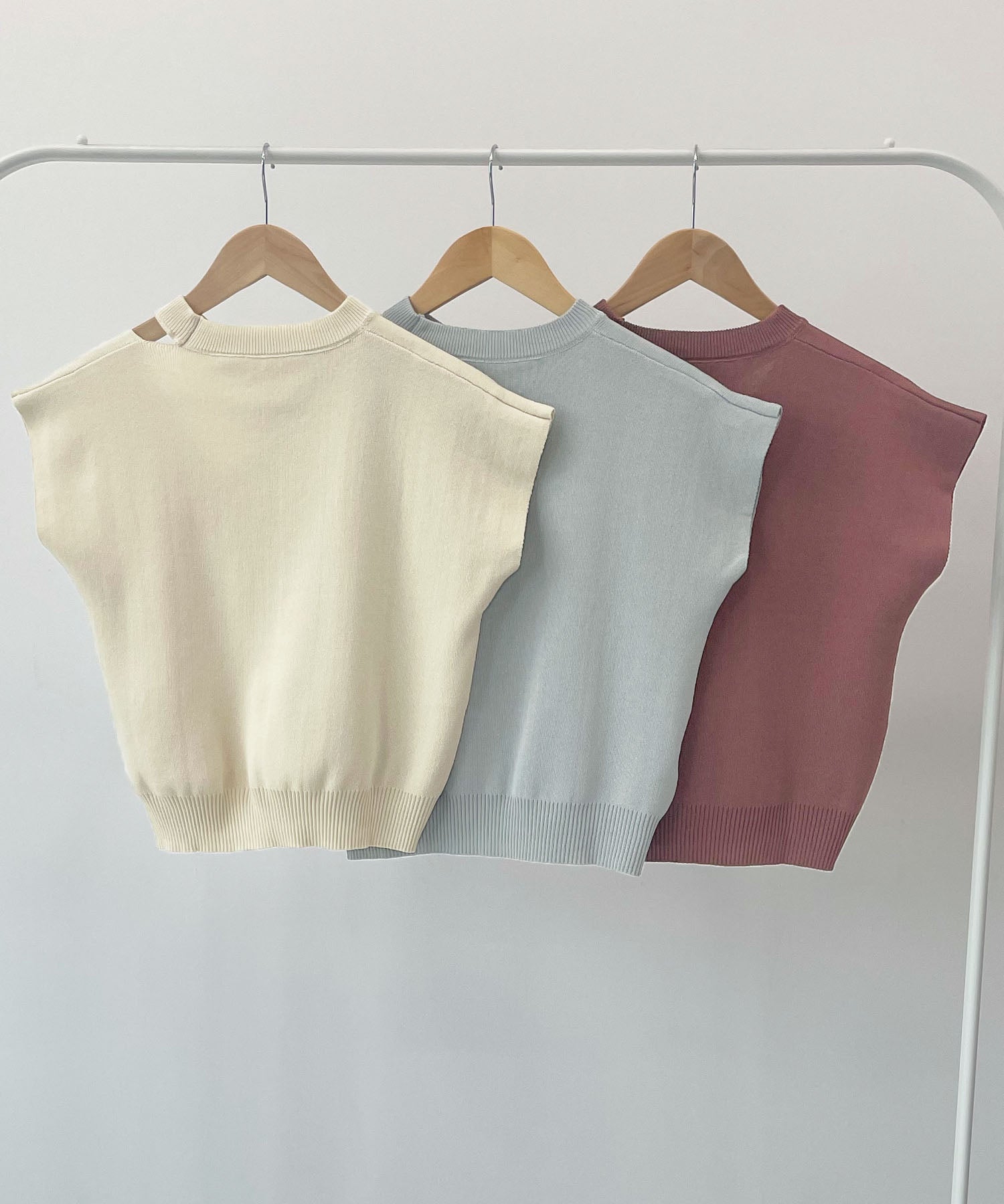 フューティアランド Futier Land アシメスリーブチョーカーネックトップス （ライトグレー） ライトグレー