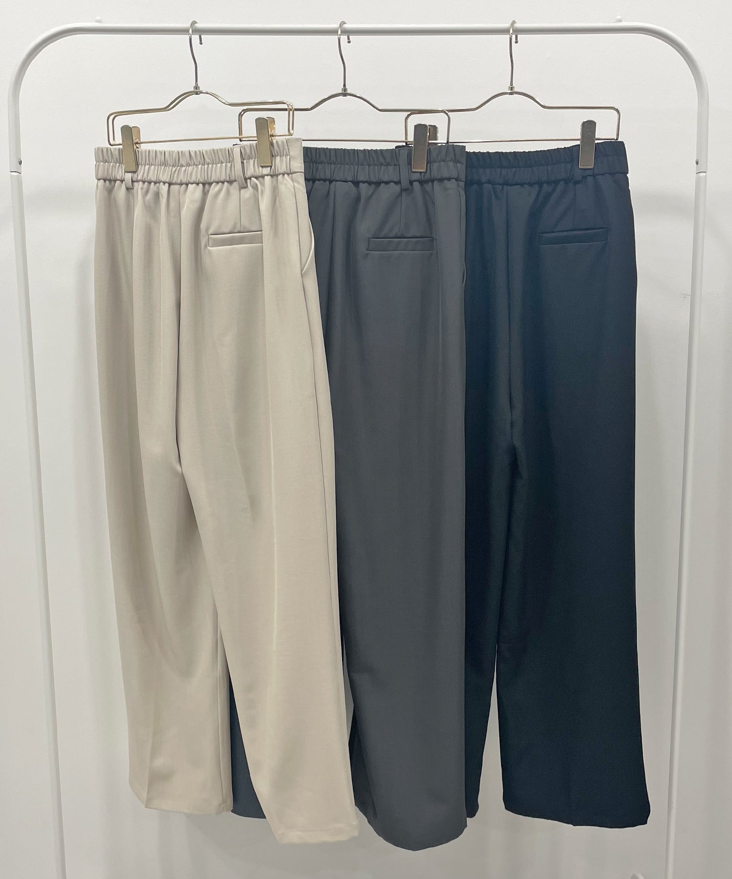 フューティアランド Futier Land ツータックワイドストレートスラックス （ベージュ） ベージュ