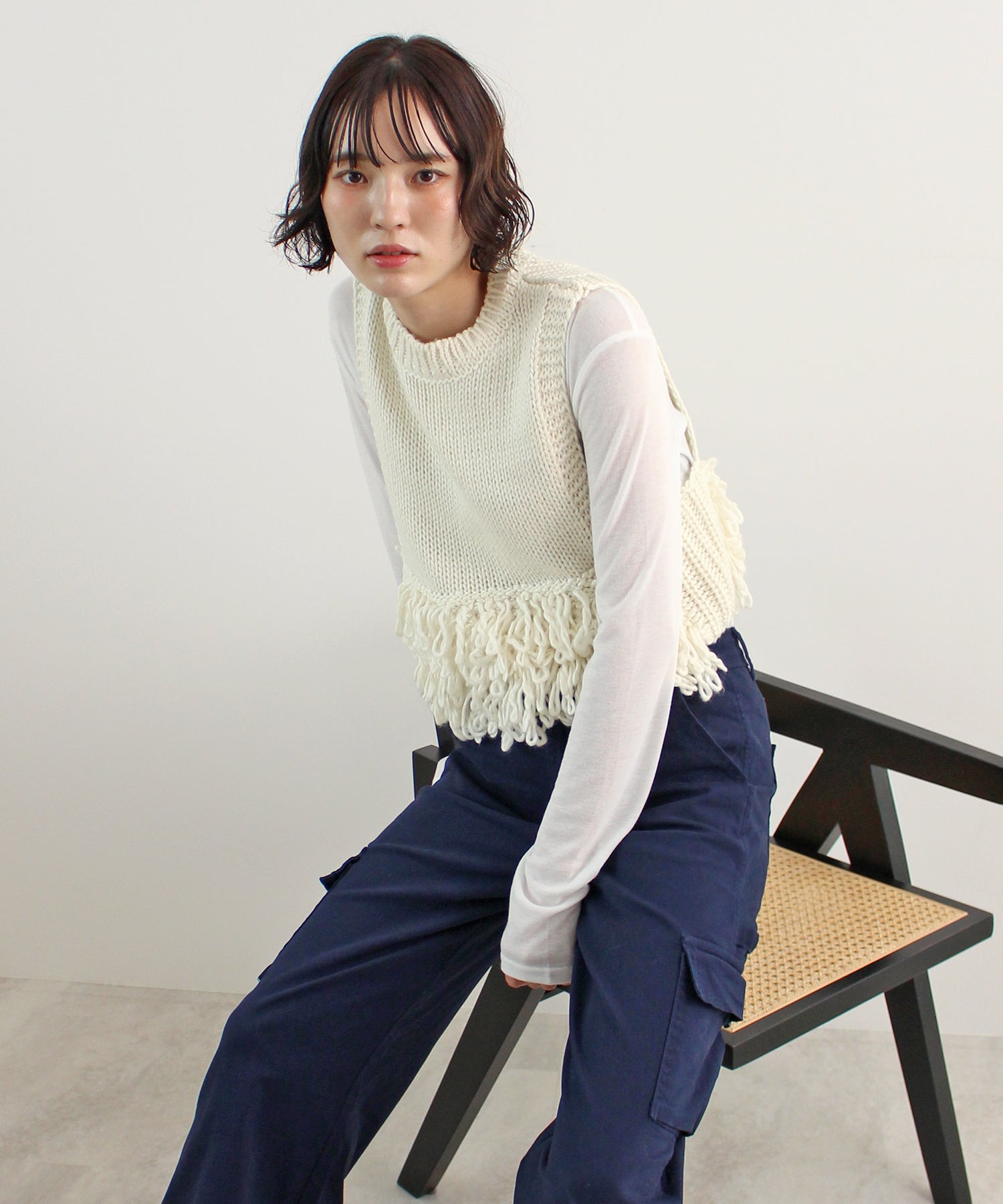 フューティアランド Futier Land ローピングフリンジニットベスト （アイボリー） アイボリー
