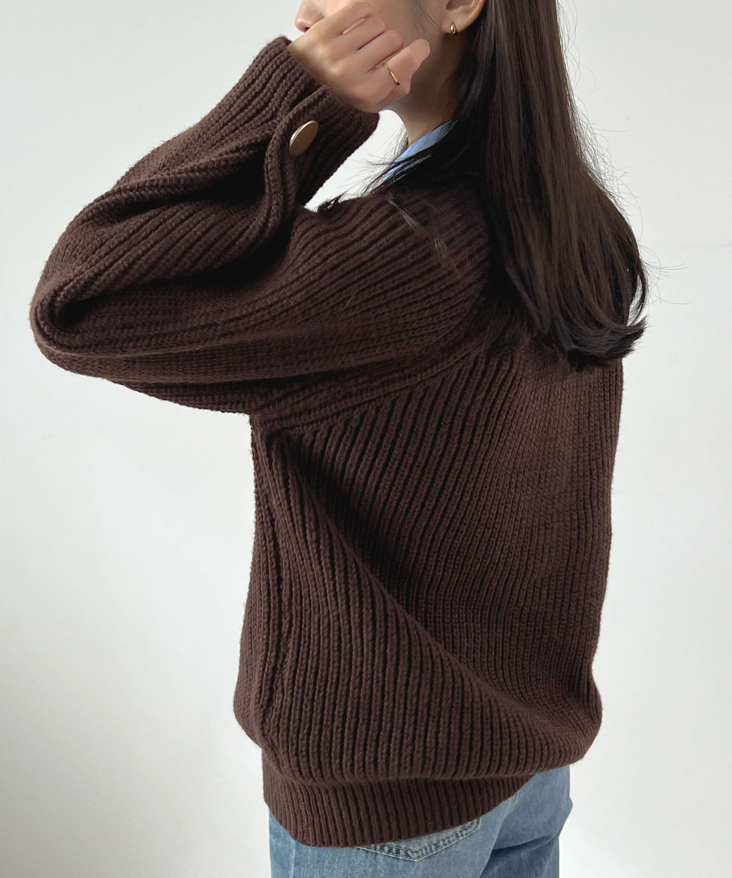 フューティアランド Futier Land 袖ボタンニット （ブラウン） ブラウン