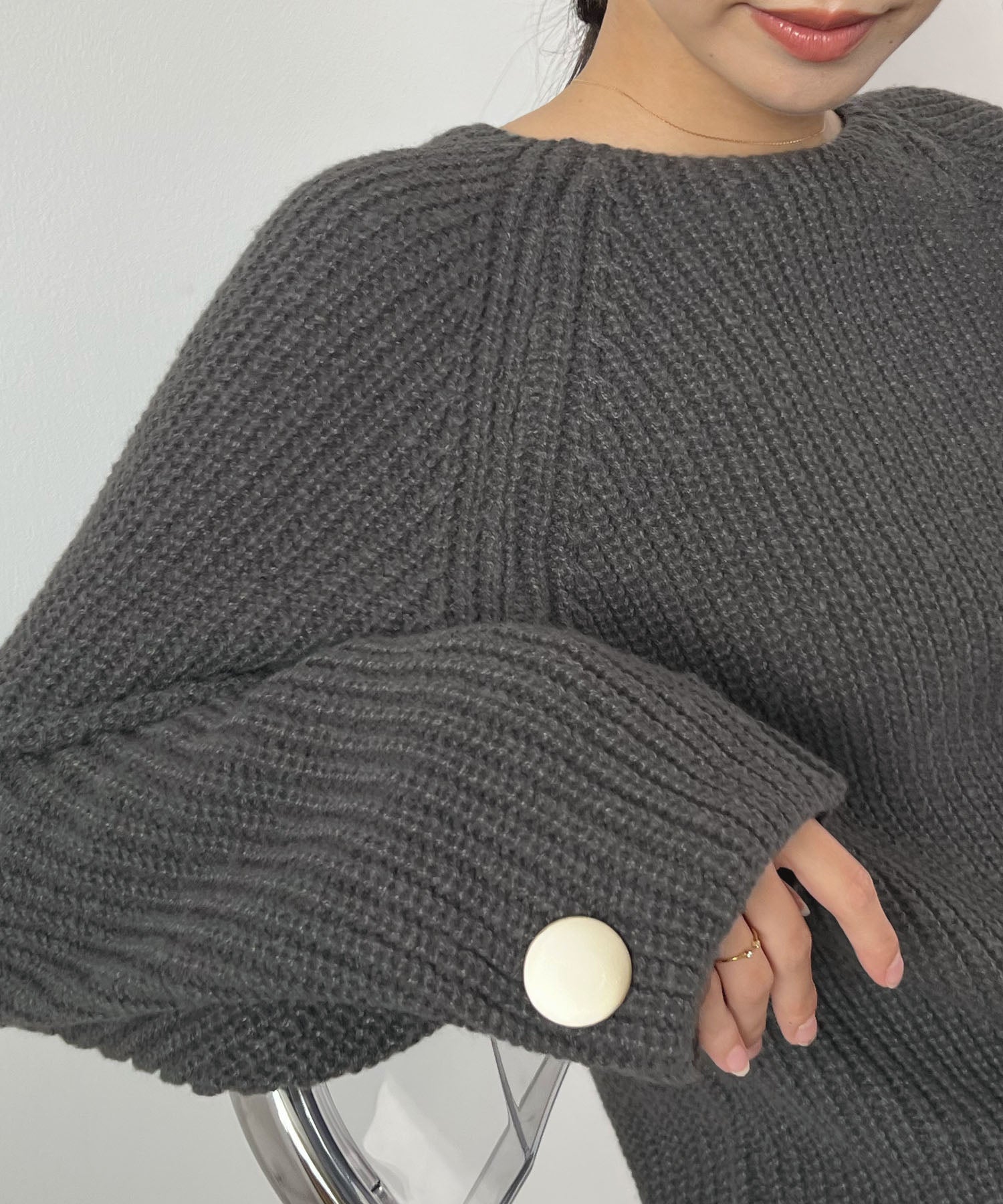 フューティアランド Futier Land 袖ボタンニット （チャコールグレー） チャコールグレー