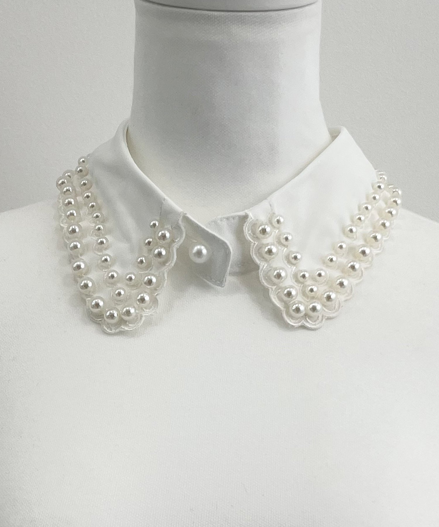 フューティアランド Futier Land パールビジュー付け襟 （ホワイト） ホワイト