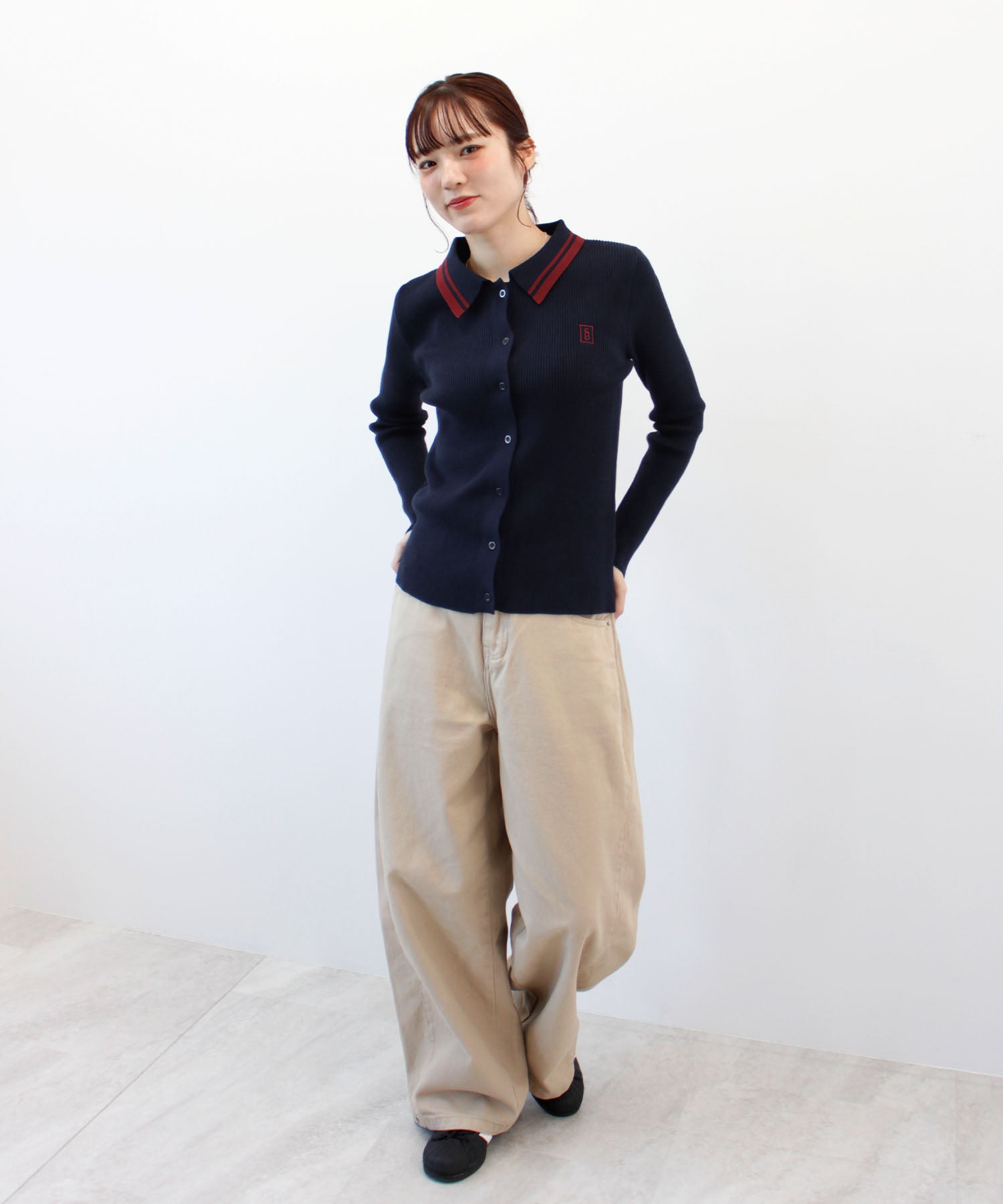 フューティアランド Futier Land ワンポイントロゴ刺繍リブニット （ネイビー） ネイビー