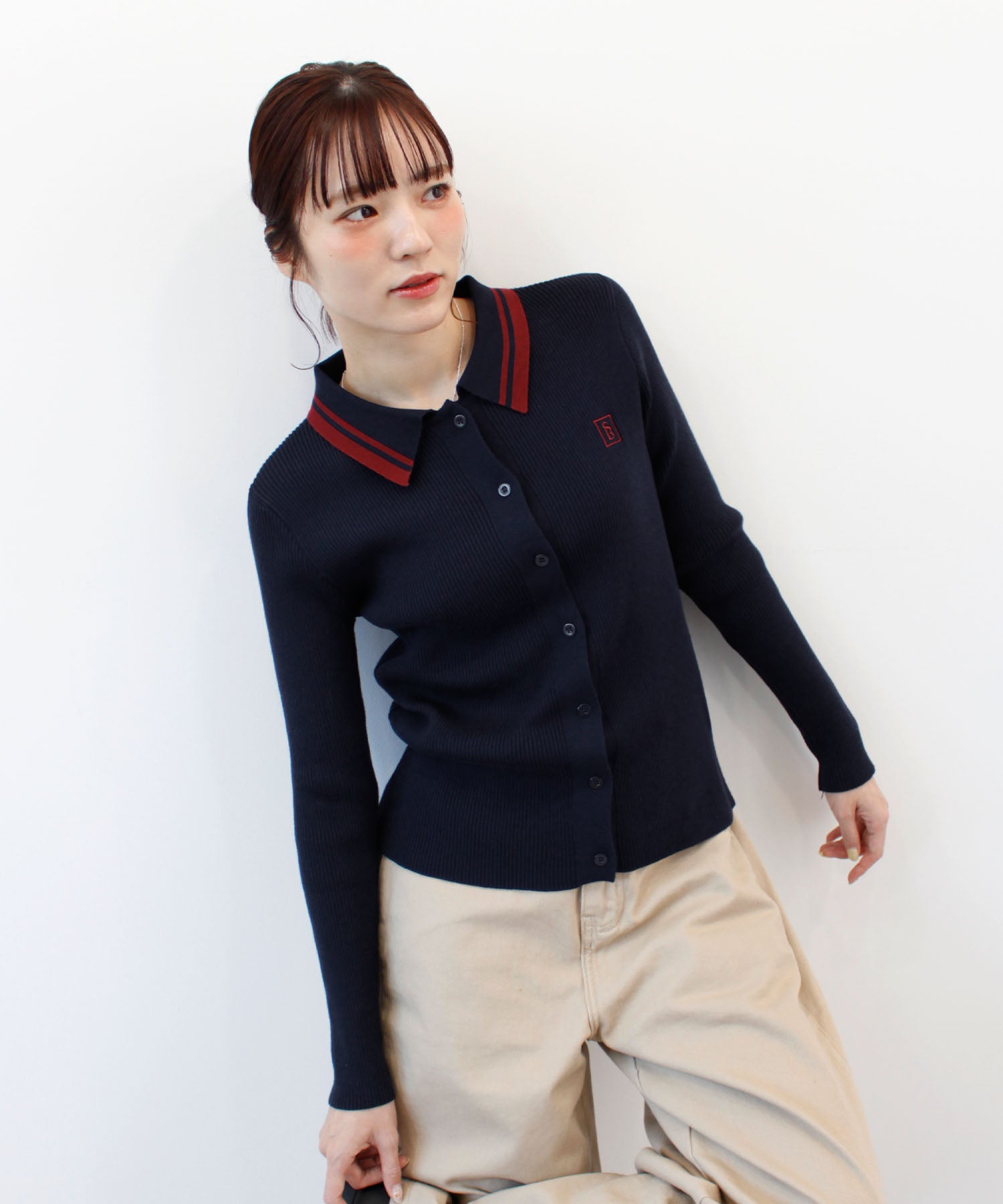 フューティアランド Futier Land ワンポイントロゴ刺繍リブニット （ネイビー） ネイビー