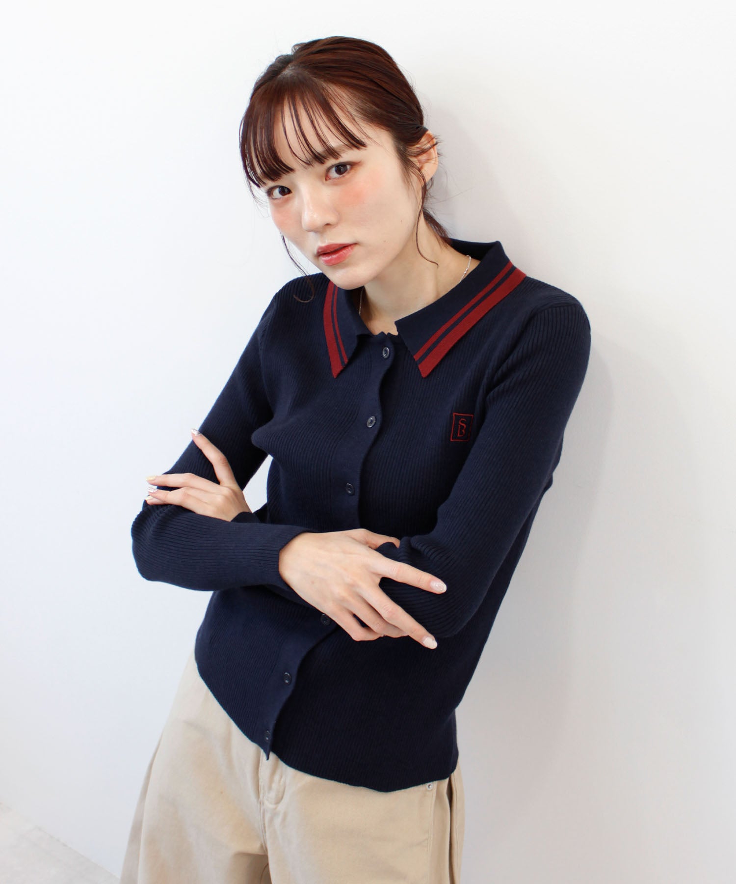 フューティアランド Futier Land ワンポイントロゴ刺繍リブニット （ネイビー） ネイビー