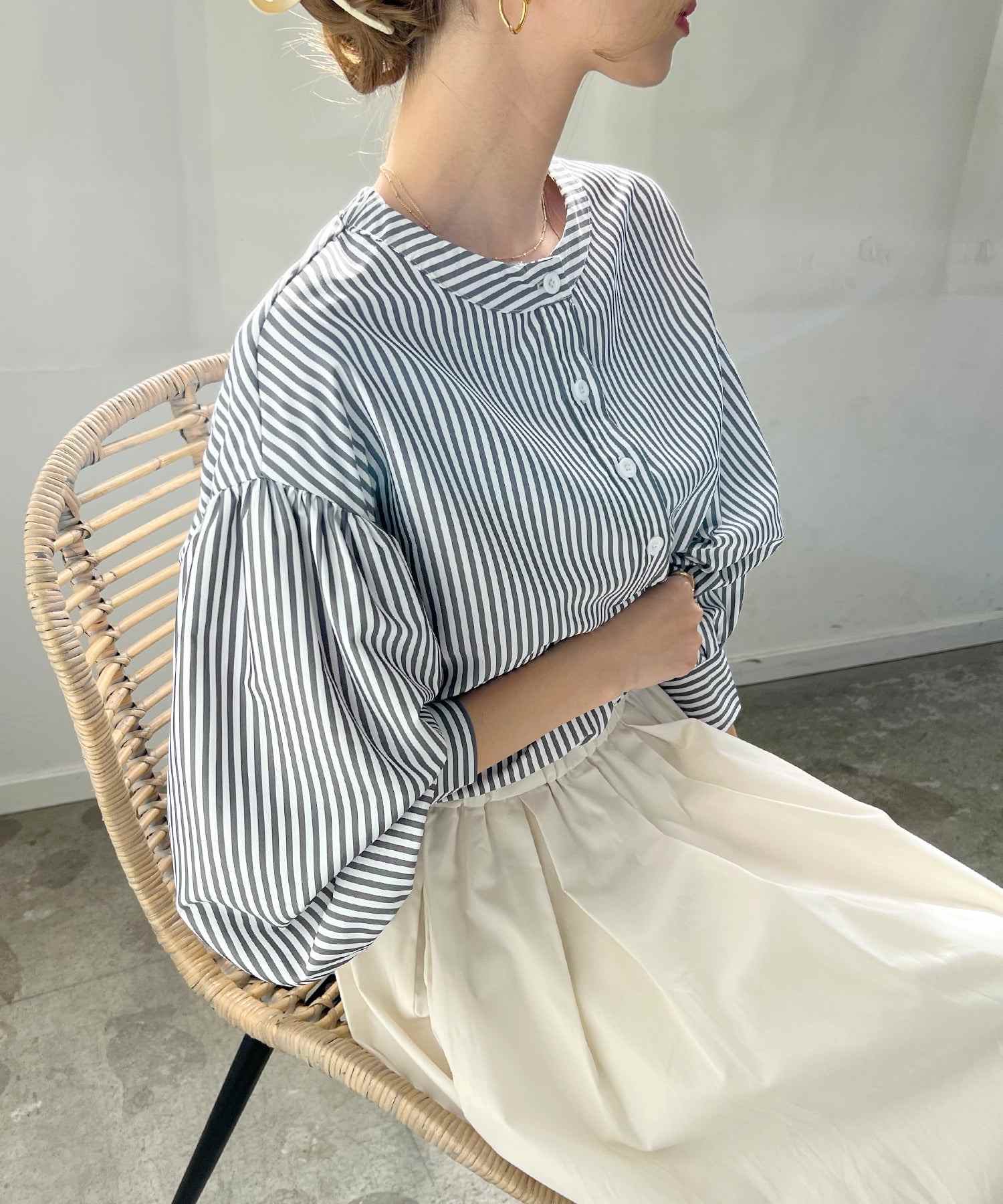 フューティアランド Futier Land ストライプ柄バルーンスリーブバンドカラーブラウス