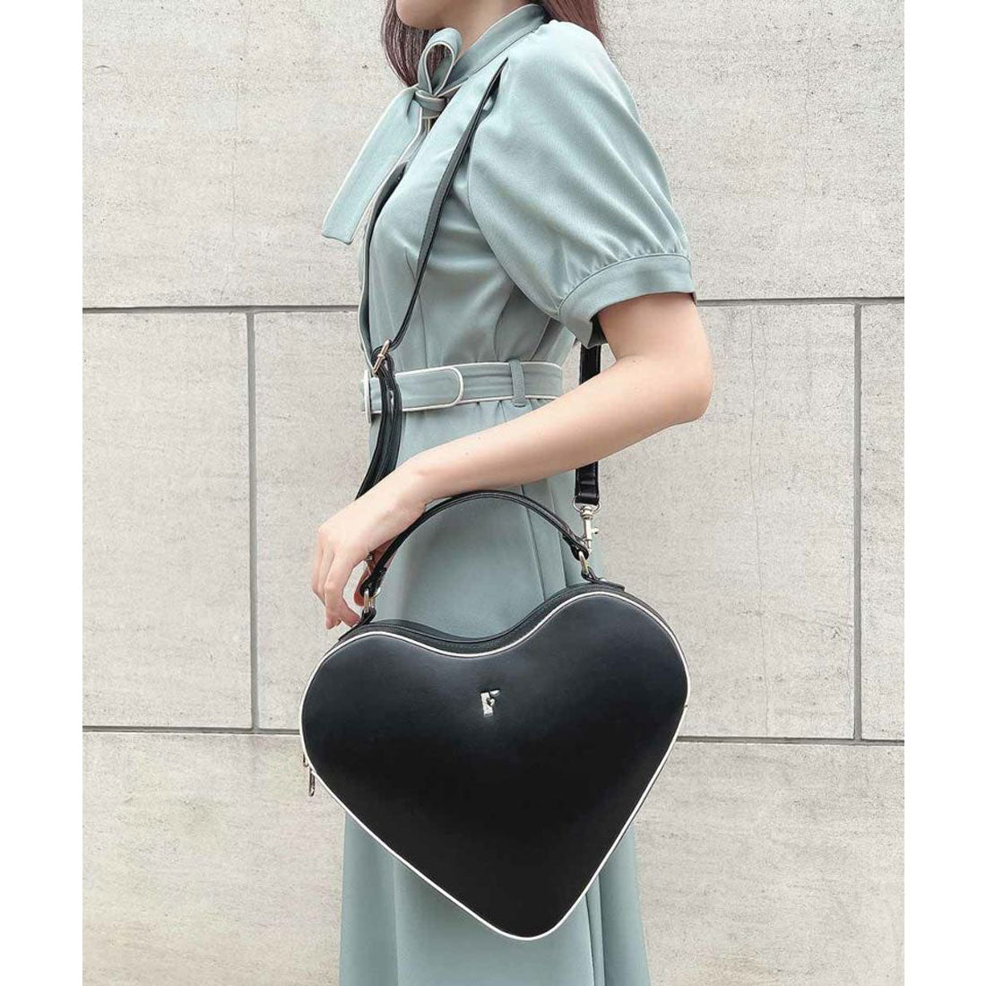 フィント F i.n.t ハートバッグ