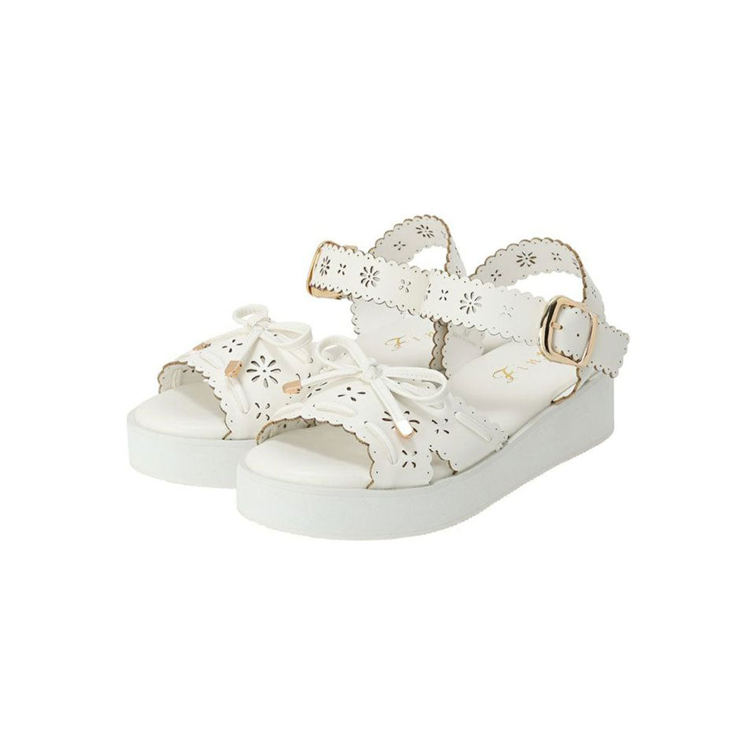 フィント F i.n.t レース風カットワーク厚底サンダル （OFF WHITE） OFF WHITE