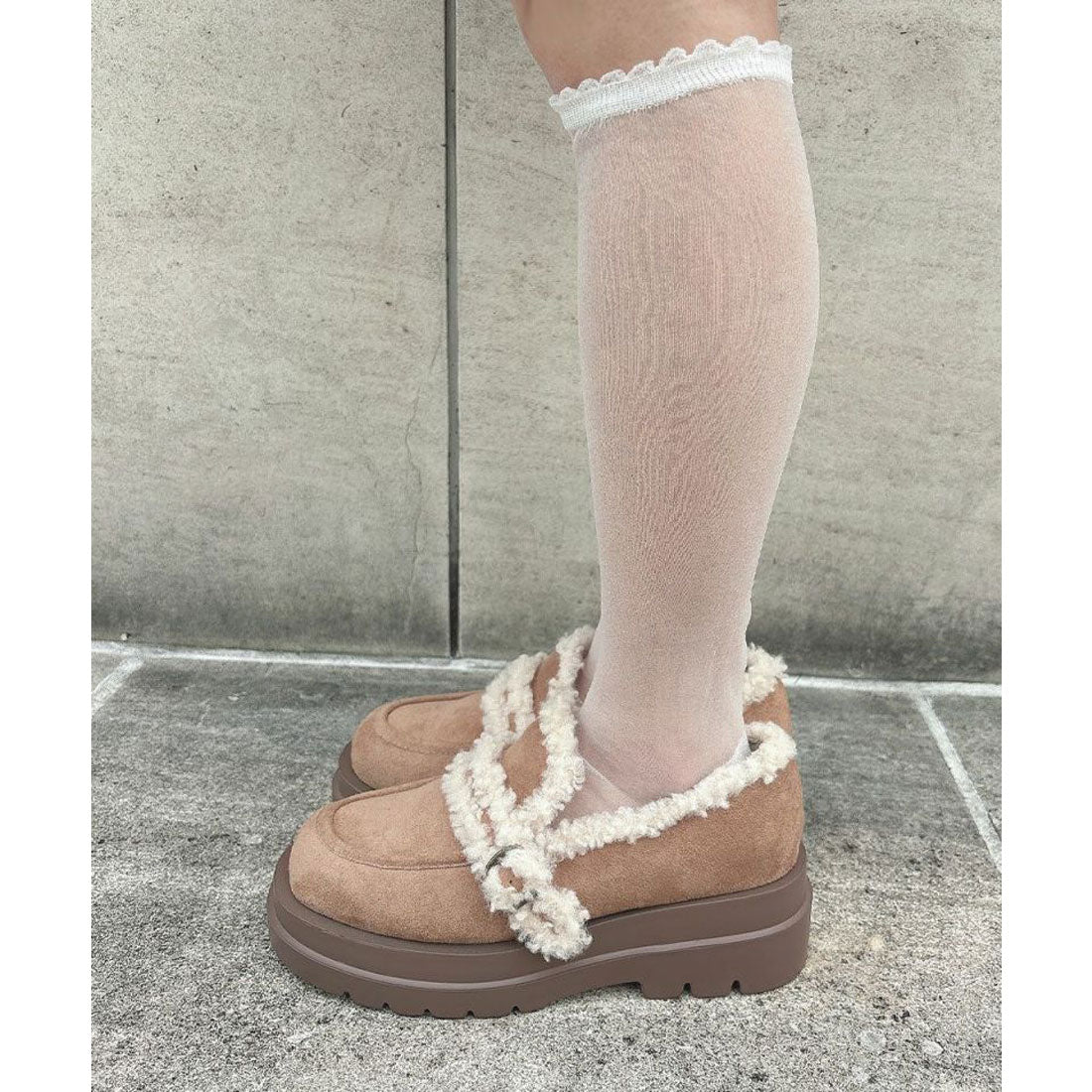 フィント F i.n.t ベルト使いフェイクムートンシューズ （BEIGE） BEIGE