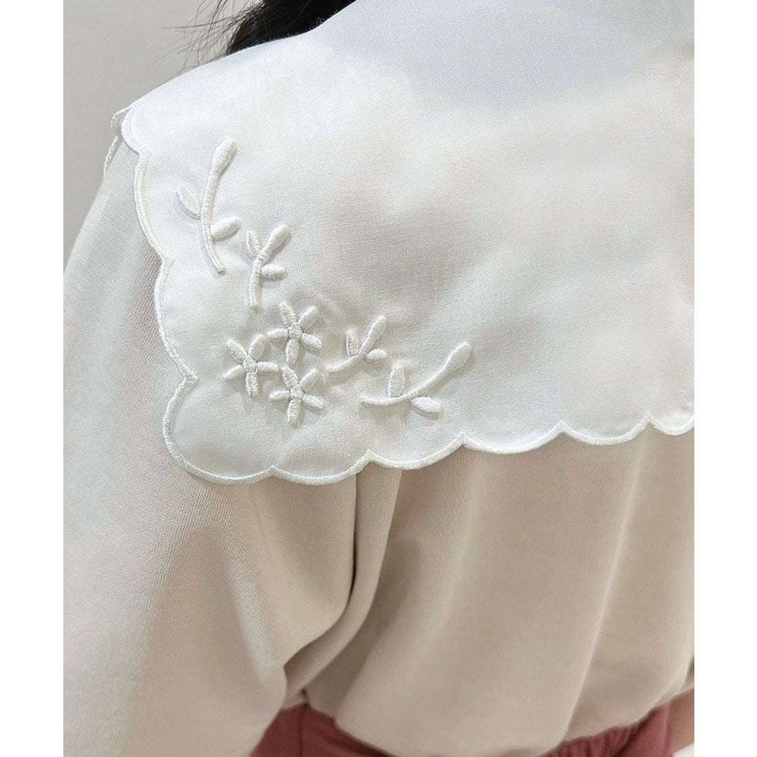フィント F i.n.t 花刺繍カットワークつけ衿【洗える】 （OFF WHITE） OFF WHITE