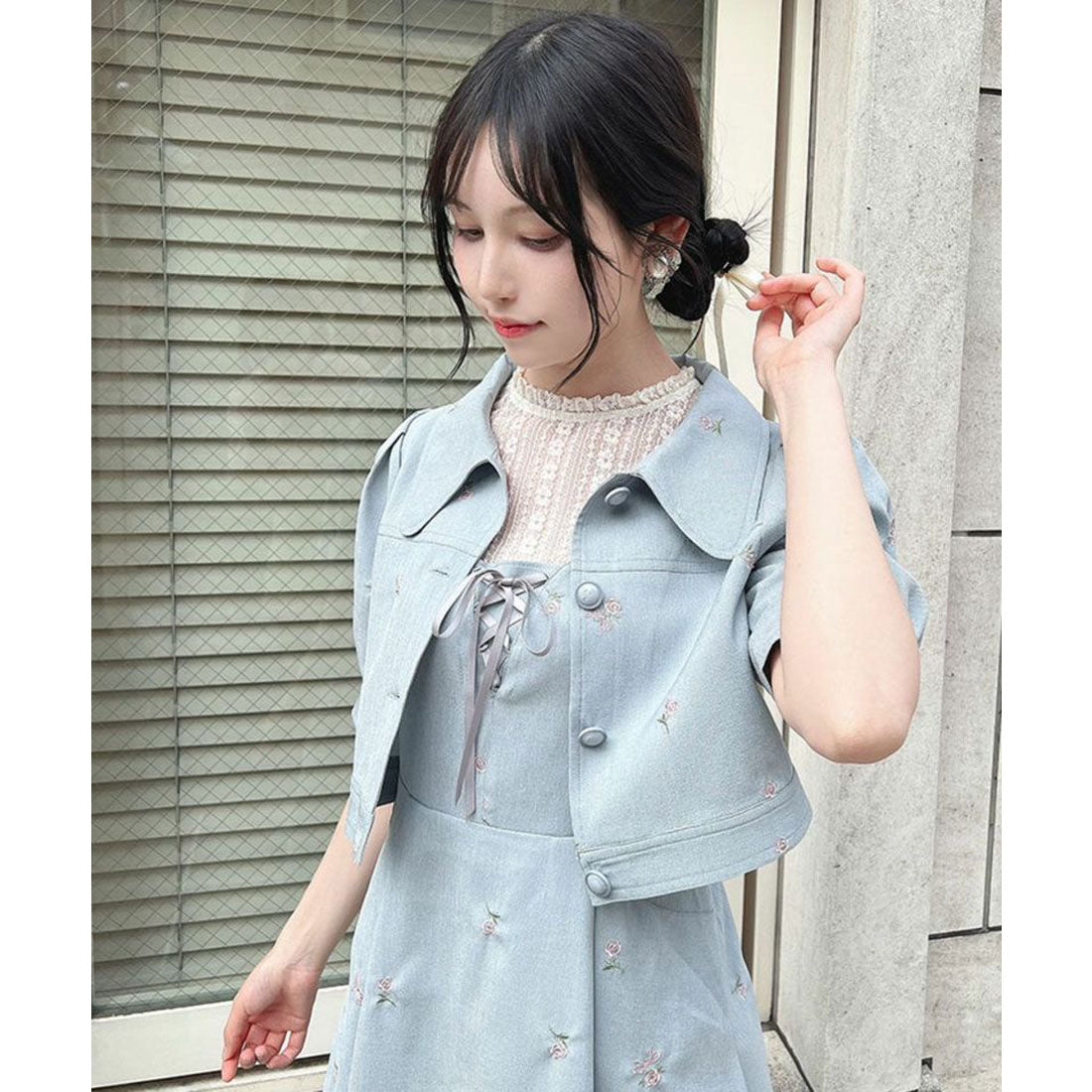 フィント F i.n.t 【洗える】小花刺繍ショートシャツジャケット （BLUE GRAY） BLUE GRAY