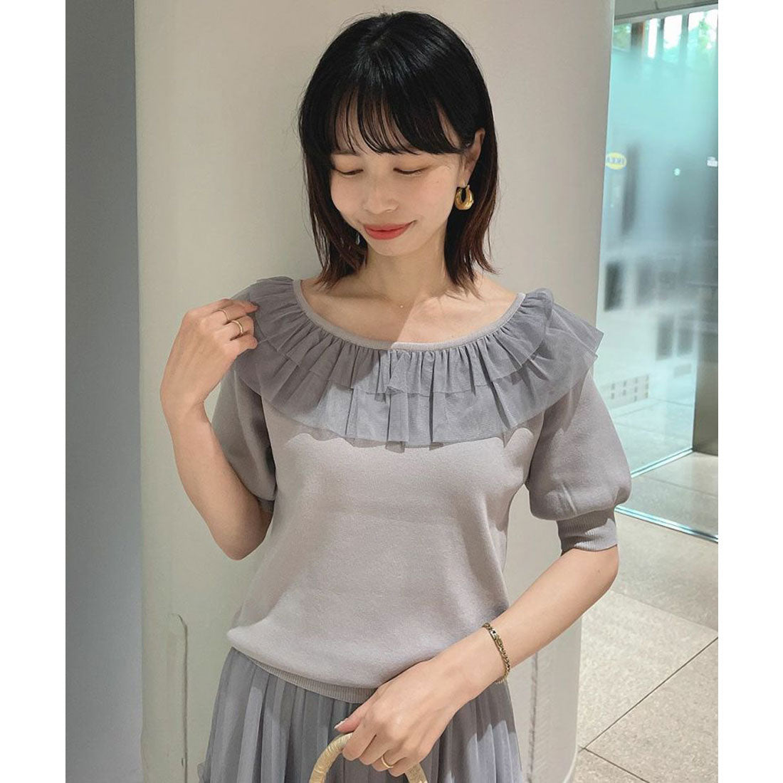 フィント F i.n.t 【洗える(マシンウォッシャブル)】チュールフリル5分袖ニットプルオーバー （BLUE GRAY） BLUE GRAY