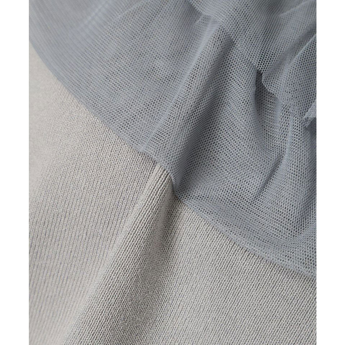 フィント F i.n.t 【洗える(マシンウォッシャブル)】チュールフリル5分袖ニットプルオーバー （BLUE GRAY） BLUE GRAY