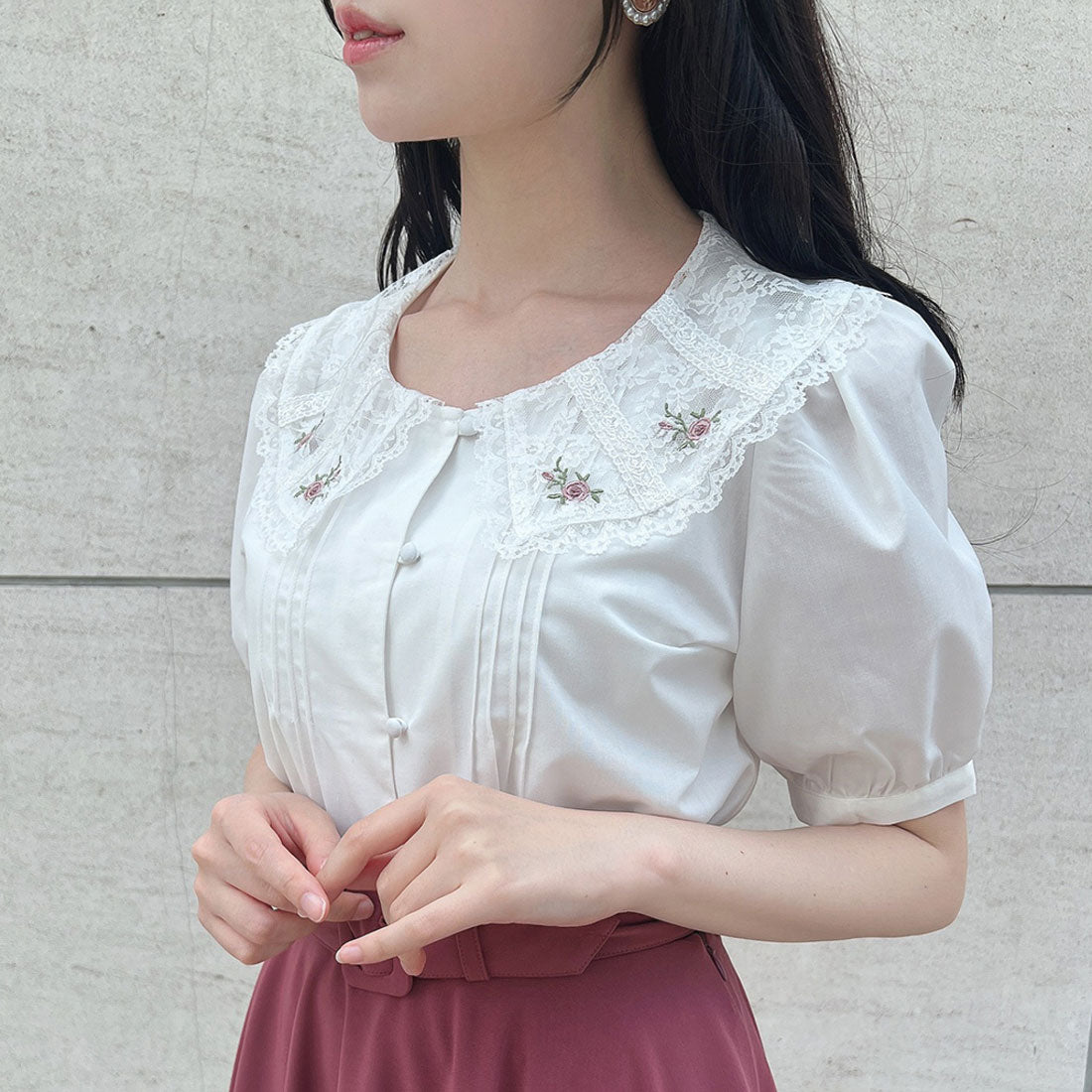 フィント F i.n.t 【洗える】ローズ刺繍チュールレース衿ブラウス （OFF WHITE） OFF WHITE