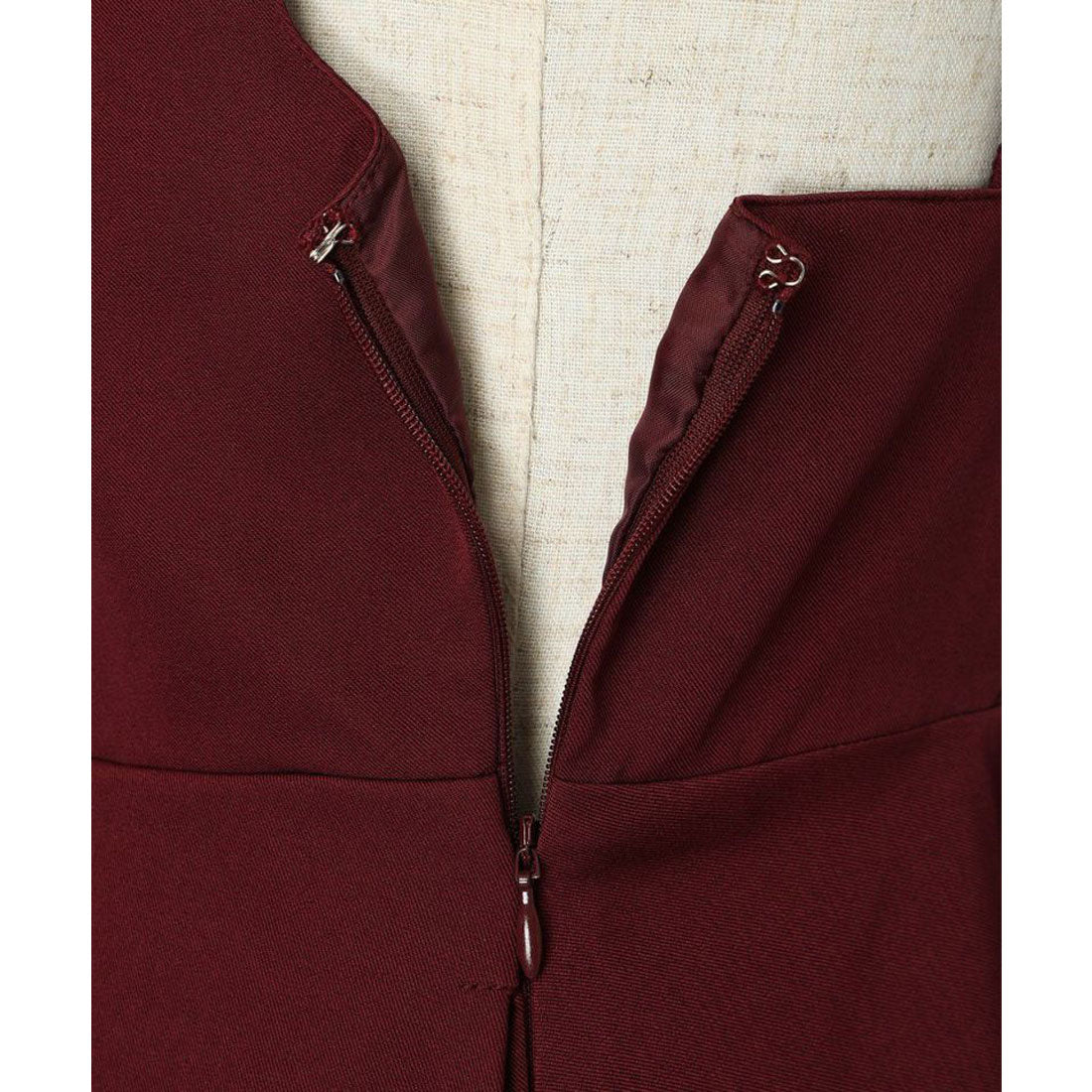 フィント F i.n.t チェーンビット使いディープVネックジャンパースカート （BORDEAUX） BORDEAUX