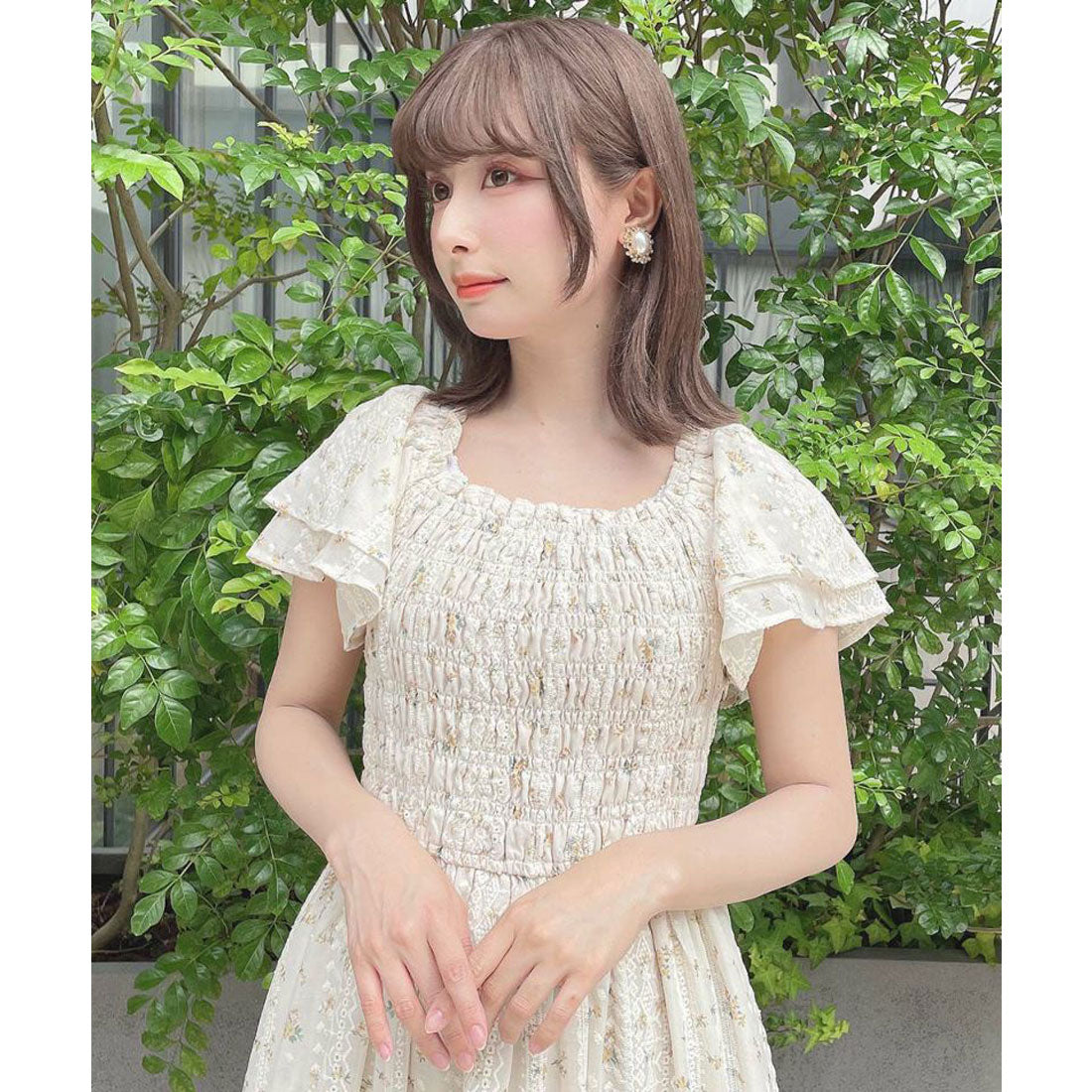 フィント F i.n.t 【洗える】フリル使い小花柄シャーリングワンピース （YELLOW） YELLOW