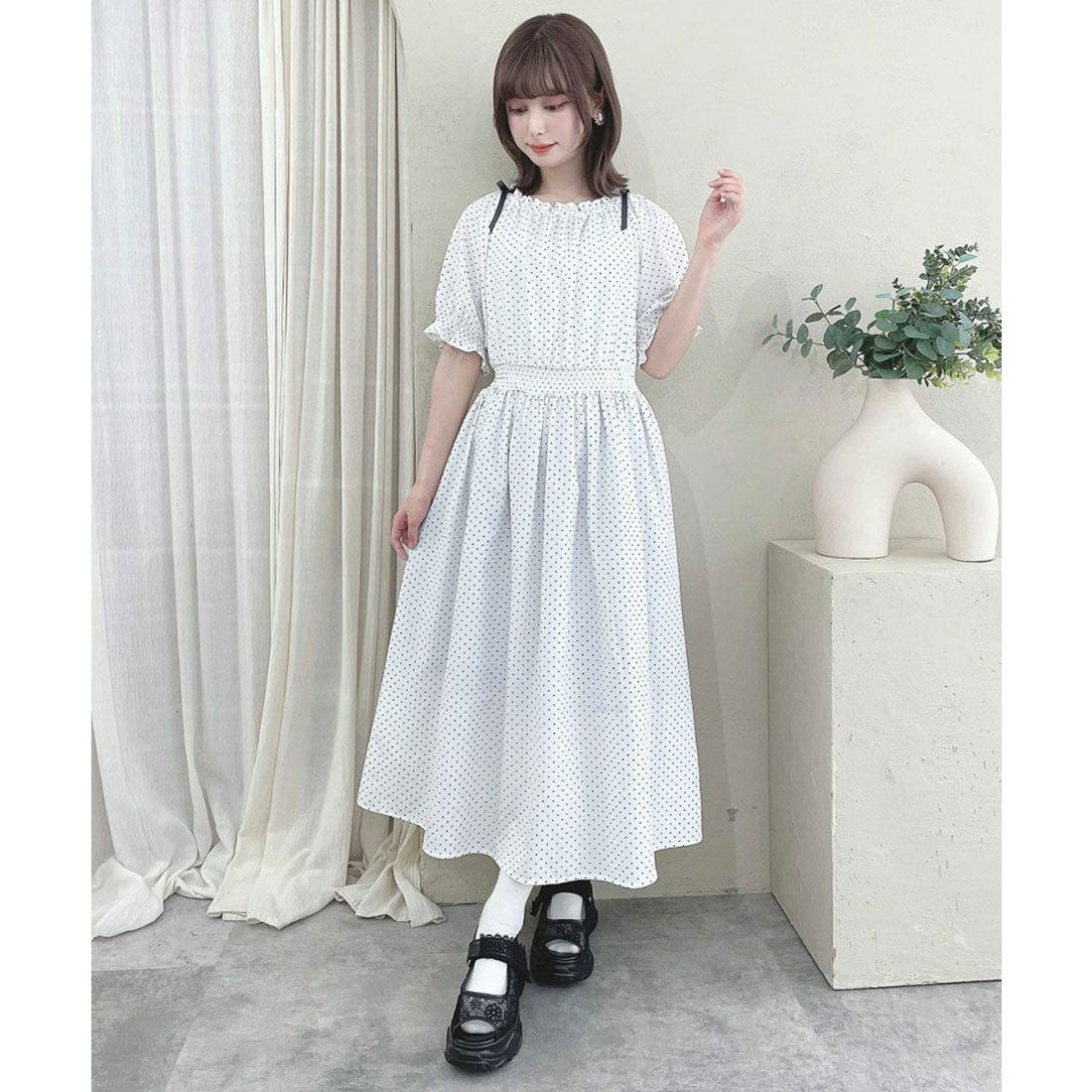 フィント F i.n.t 【洗える】ドット柄オフショルワンピース （OFF×BK） OFF×BK