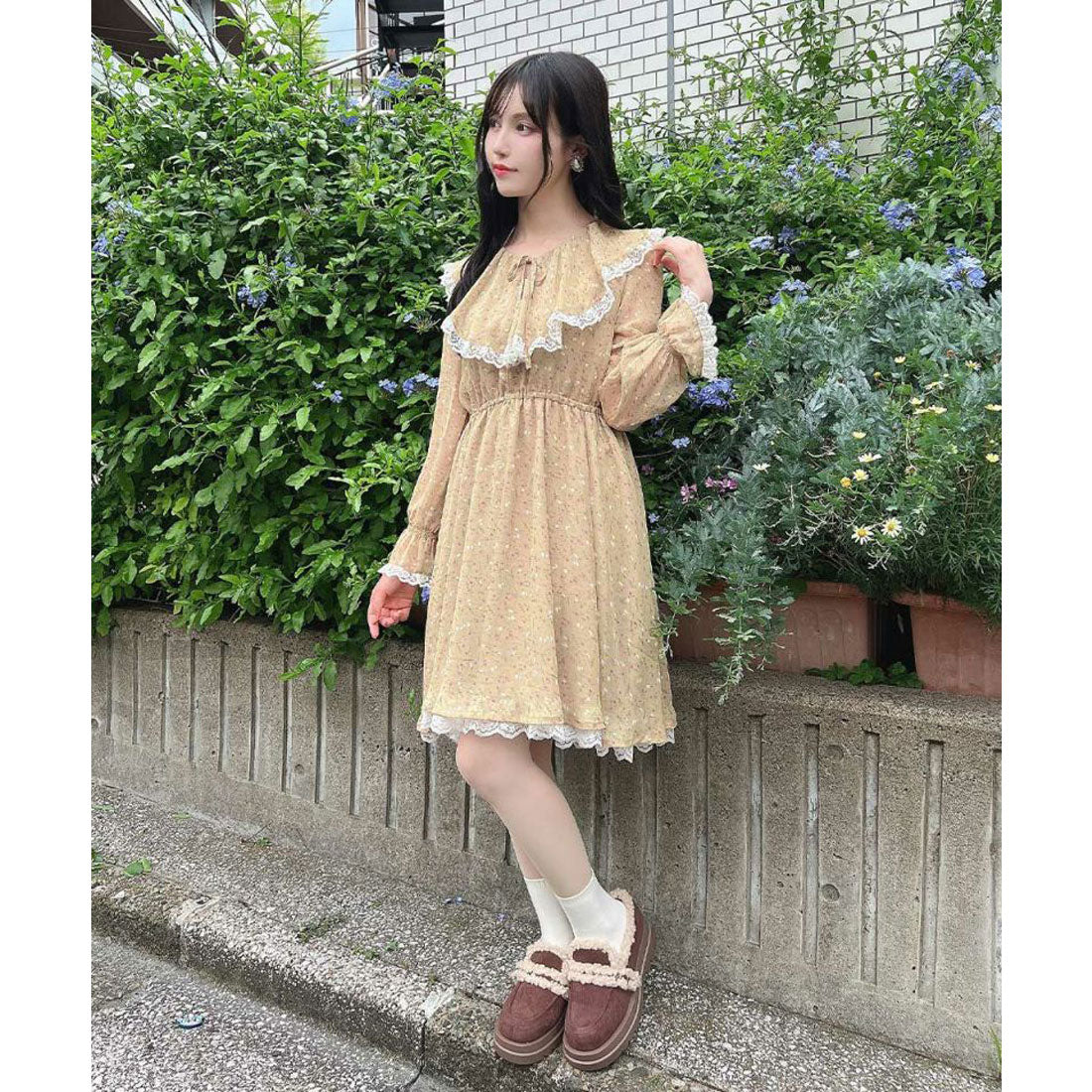 フィント F i.n.t 【洗える】レース使い小花柄ラッフルワンピース （MUSTARD） MUSTARD