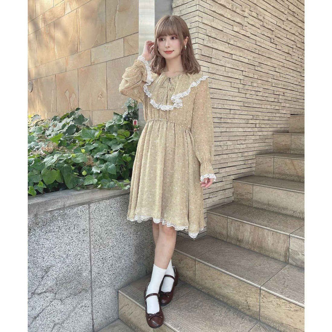 フィント F i.n.t 【洗える】レース使い小花柄ラッフルワンピース （MUSTARD） MUSTARD