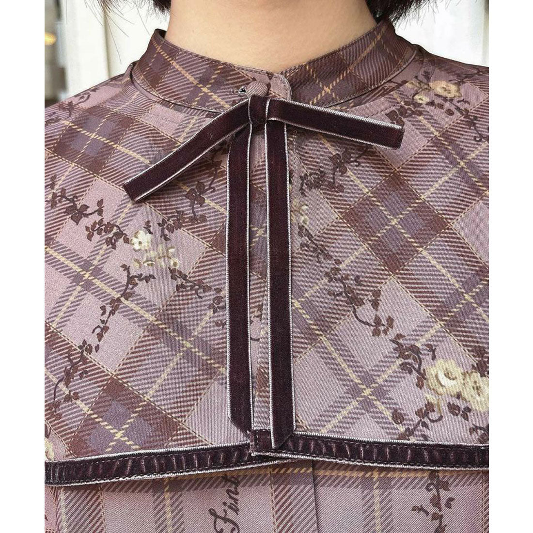 フィント F i.n.t 【洗える・2WAY】プチフラワーチェック柄ケープ付きワンピース （BROWN×YE） BROWN×YE