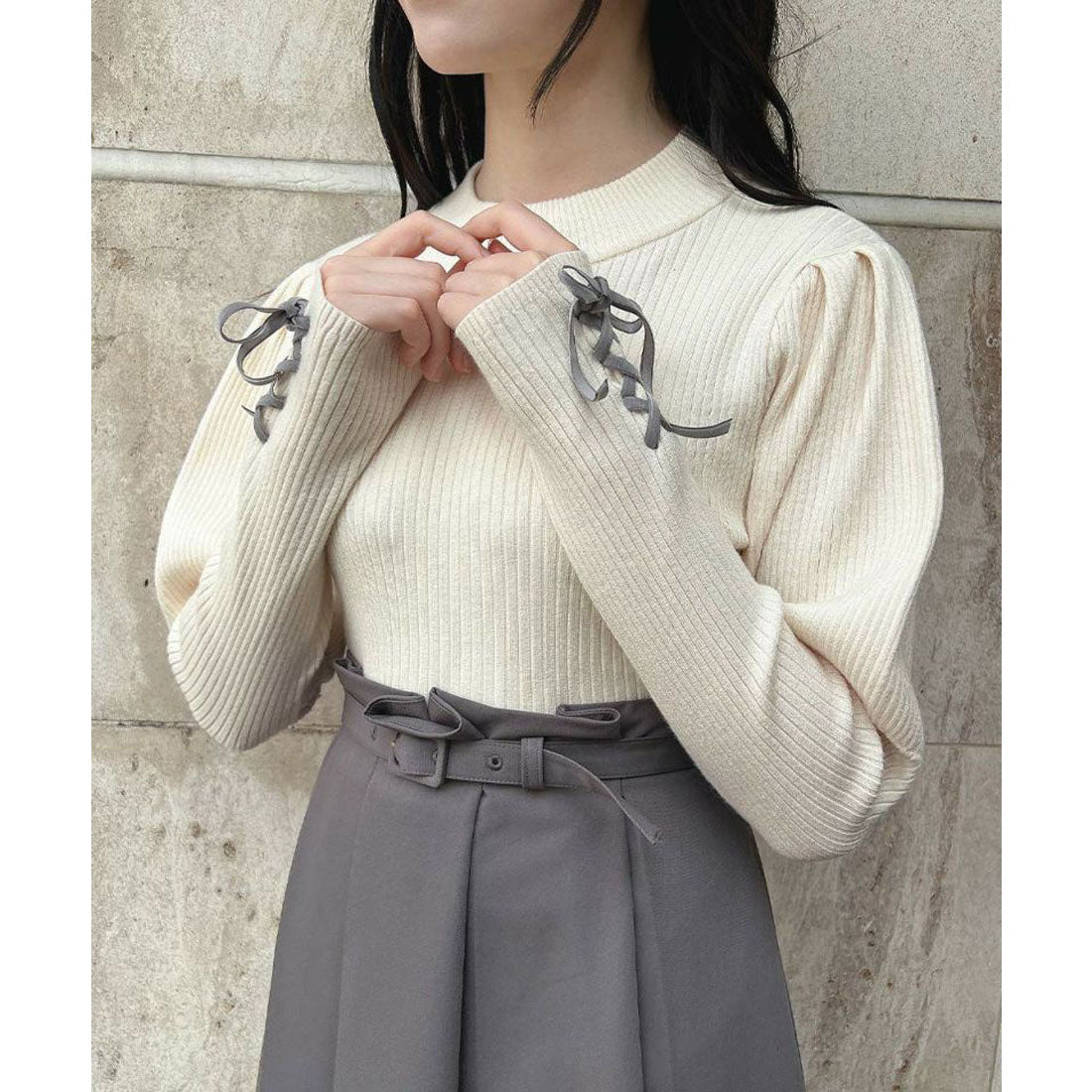 フィント F i.n.t 【洗える】袖口レースアップリブニットプルオーバー （OFF WHITE） OFF WHITE