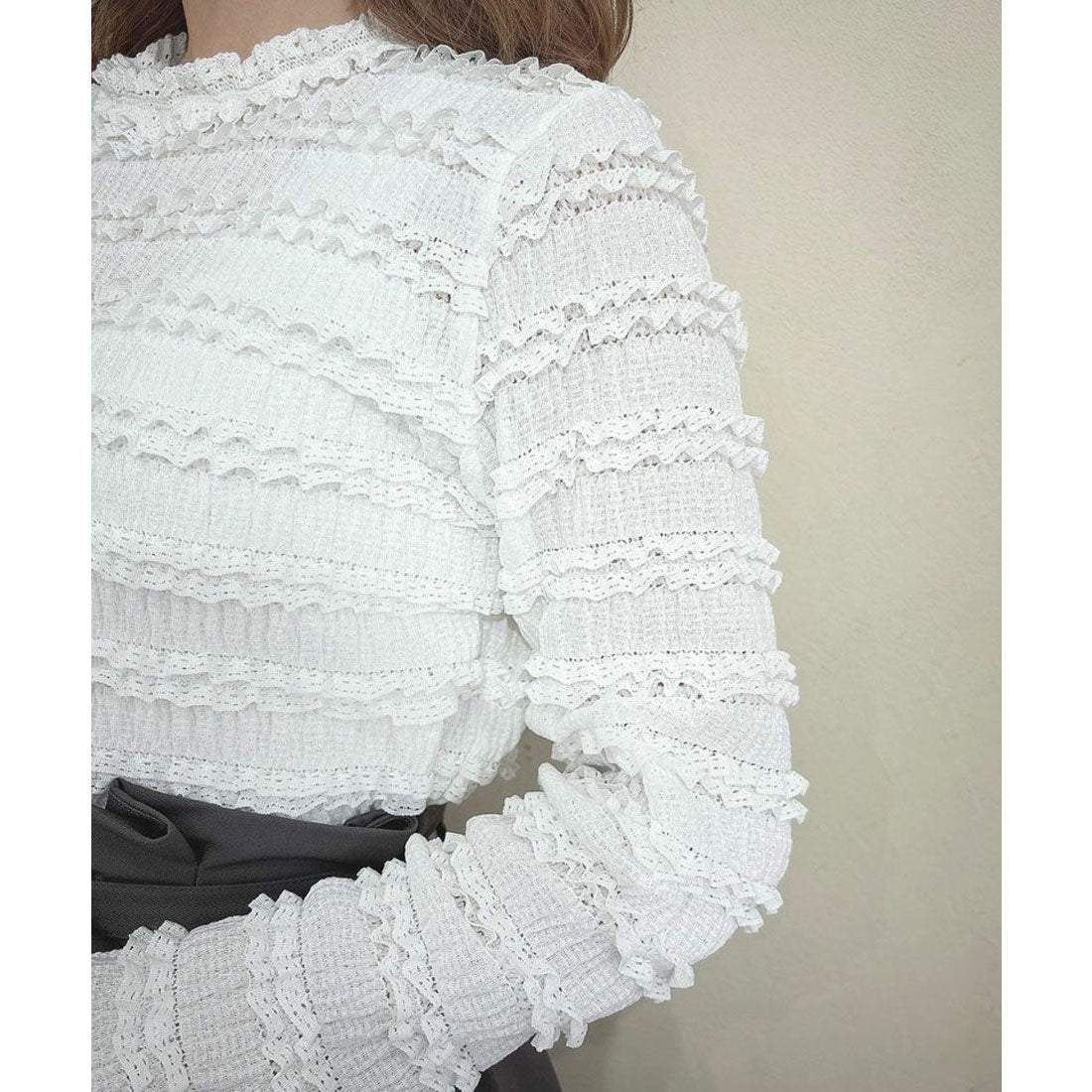 フィント F i.n.t 【洗える】カットフリルフレアースリーブトップス （OFF WHITE） OFF WHITE