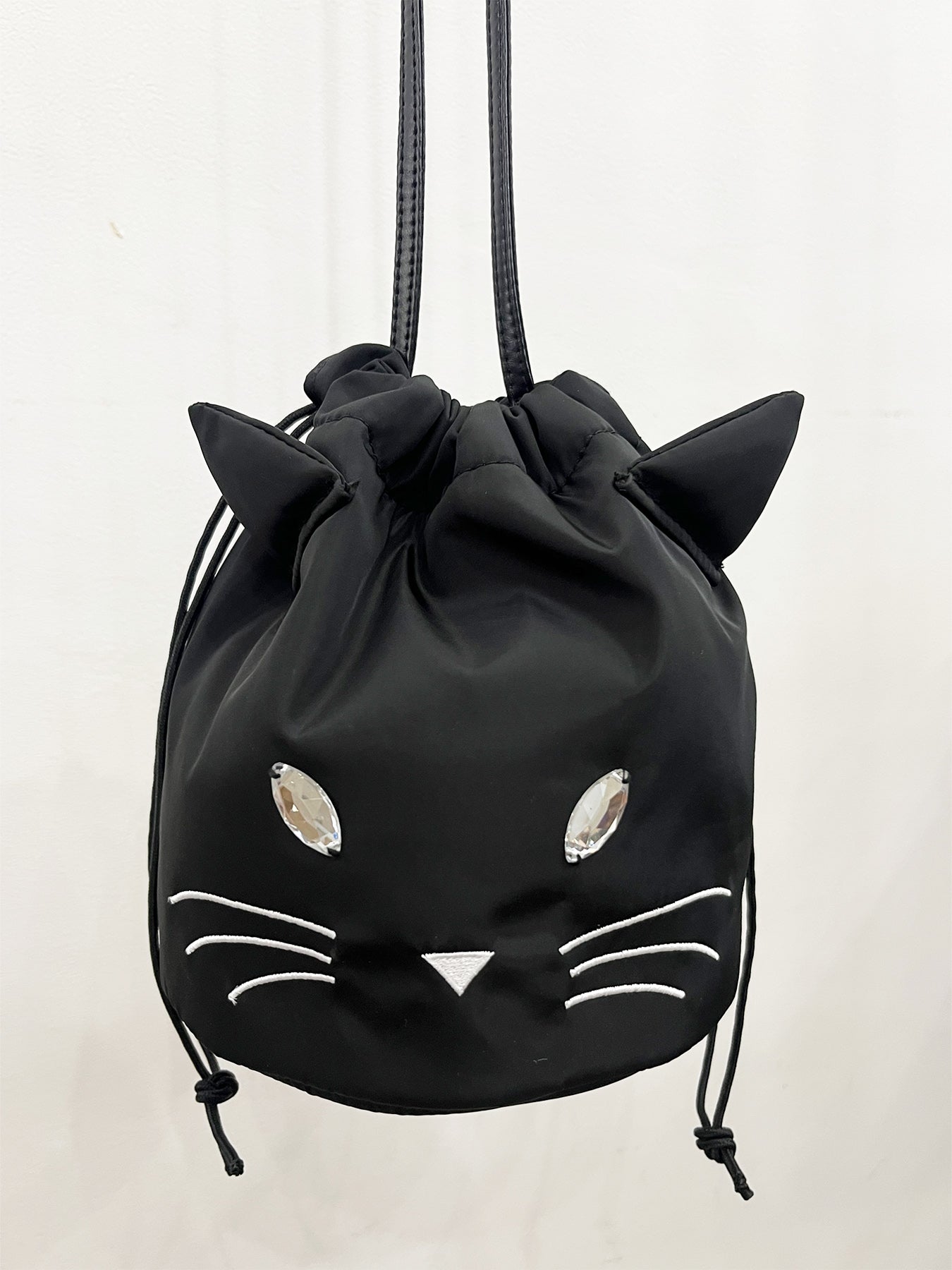 ファヴォリ FAVORI パフネコ巾着ショルダー （BK） BK