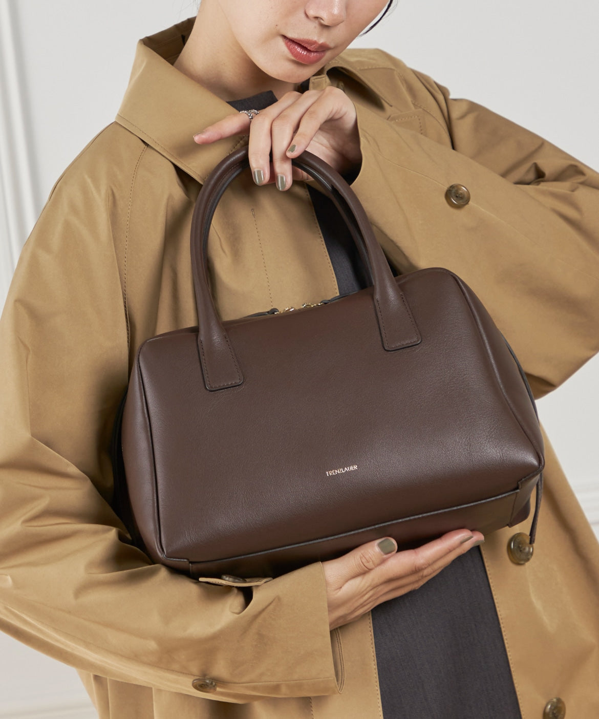 フェイバリット スキナモノ FAVORITE SUKINAMONO BOWLING BAG M ハンドバッグ《FRENZLAUER》 （ダークブラウン4） ダークブラウン4