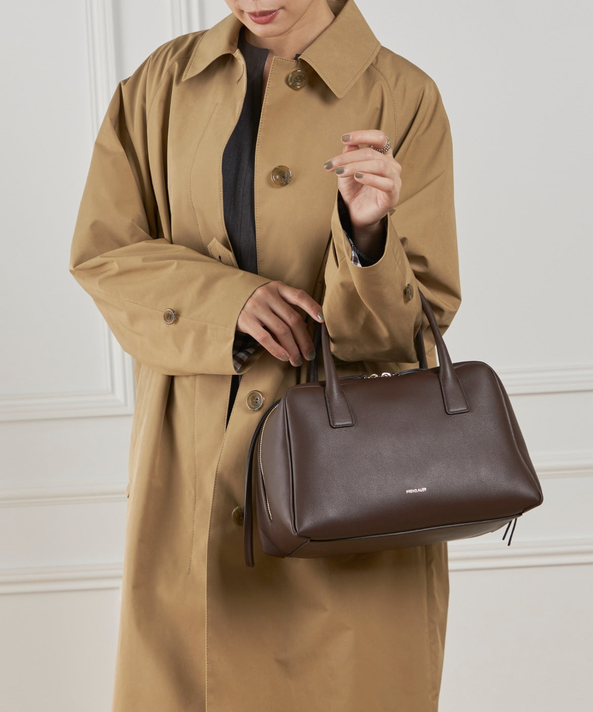 フェイバリット スキナモノ FAVORITE SUKINAMONO BOWLING BAG M ハンドバッグ《FRENZLAUER》 （ダークブラウン4） ダークブラウン4