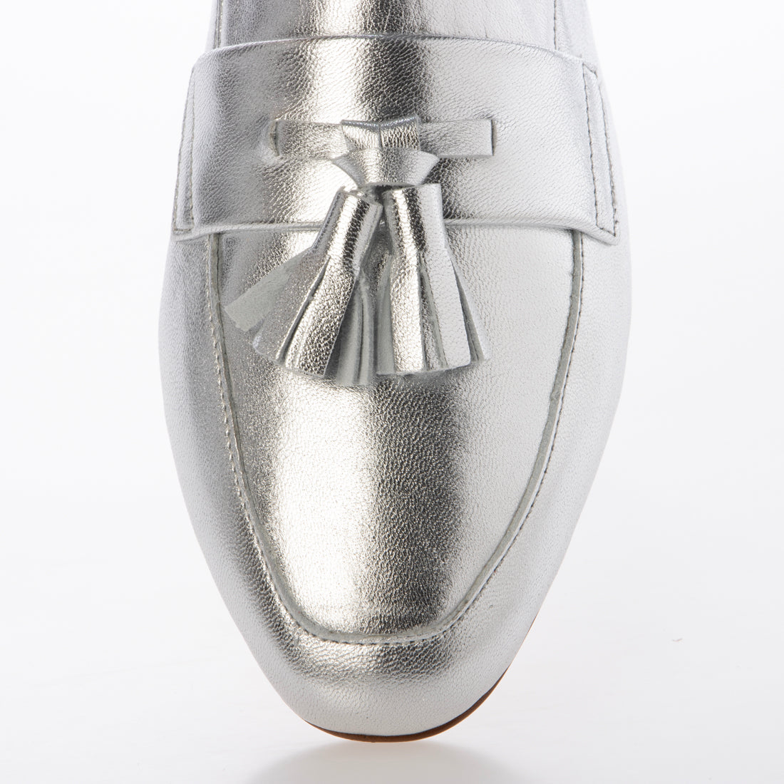 ファビオルスコーニ FABIO RUSCONI アーモンドトゥタッセルローファー （シルバー） シルバー
