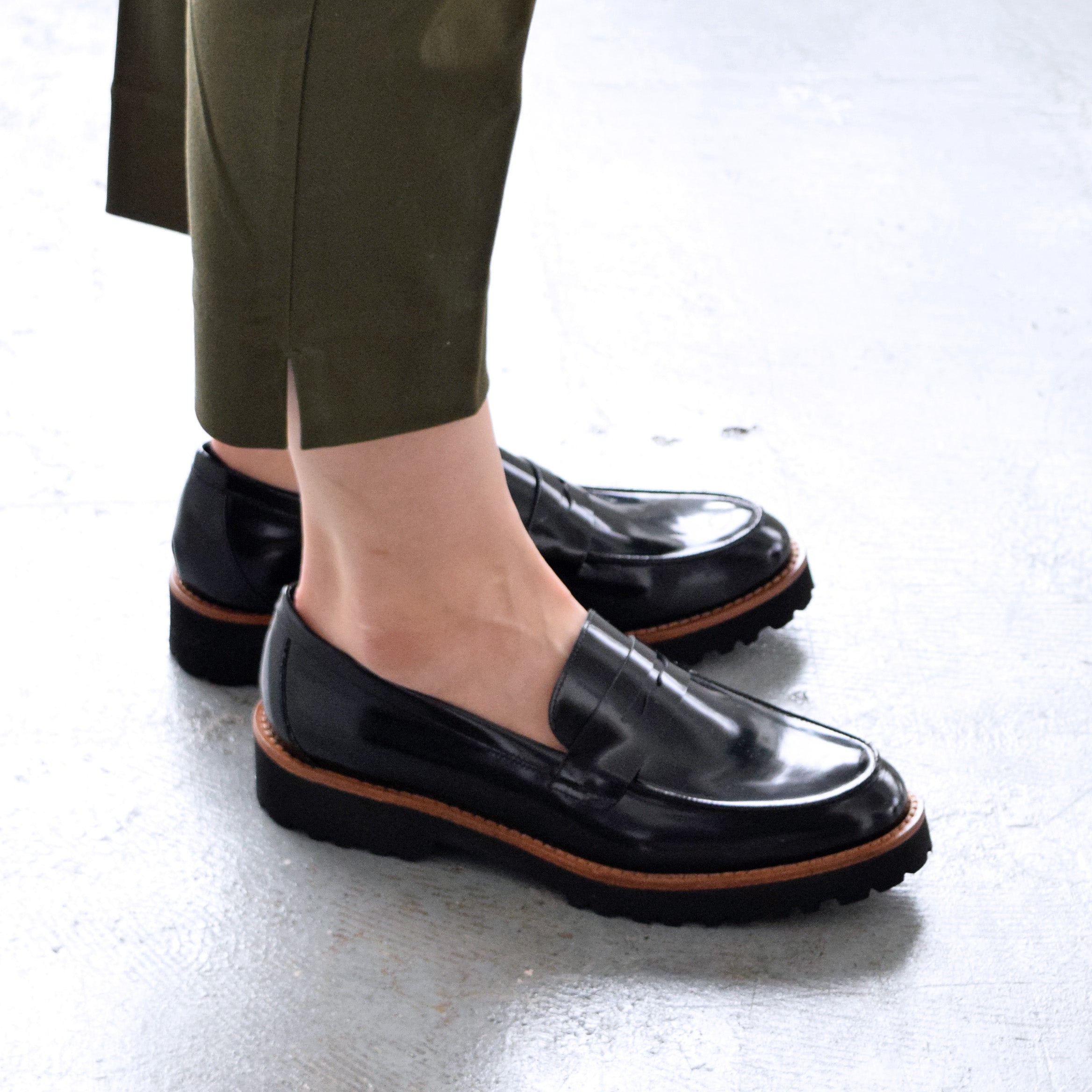 ファビオルスコーニ FABIO RUSCONI EVAタンクソールモカシューズ （ブラック） ブラック