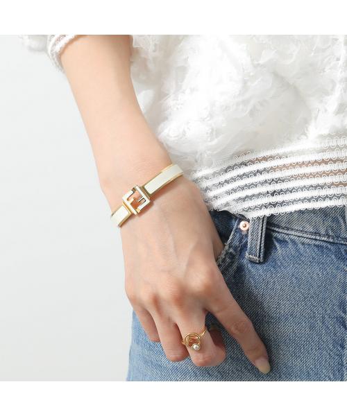 フェンディ FENDI FENDI バングル 8AK067 B09 FFロゴ ブレスレット （F0A47/SOFT-GOLD+WHITE） F0A47/SOFT-GOLD+WHITE