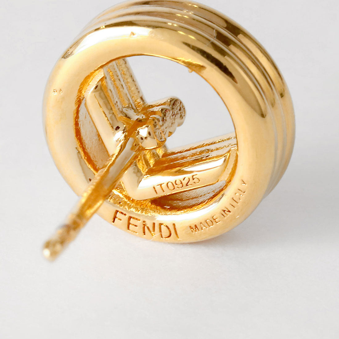 Fendi FENDI earrings F is Fendi stud earrings 8AK989 B08 F0CFK soft go