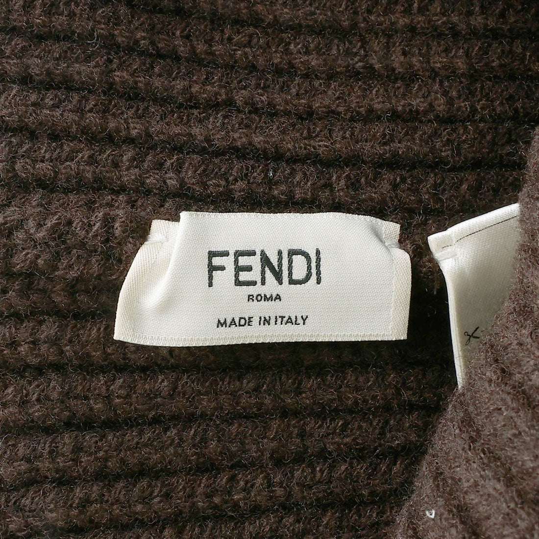 フェンディ FENDI ニットキャップ ポンポン ヴォルペ BEANIE FXQ848 AYKO F1U6N （マッローネ） マッローネ