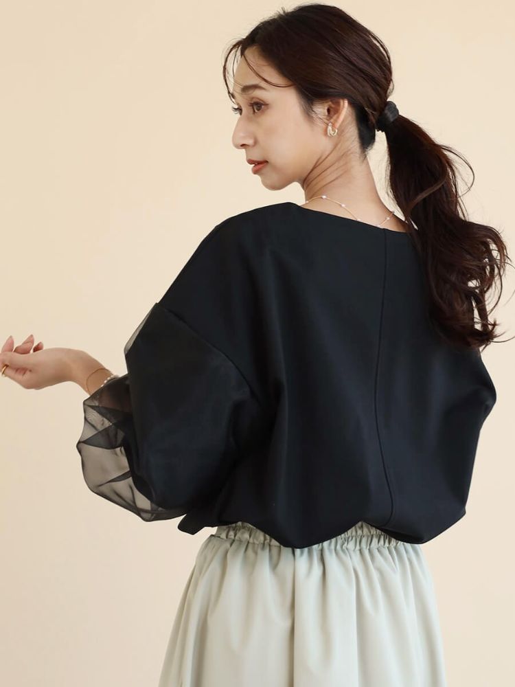 フェンネル FENNEL Vネックボリュームスリーブトップス （オフホワイト） オフホワイト