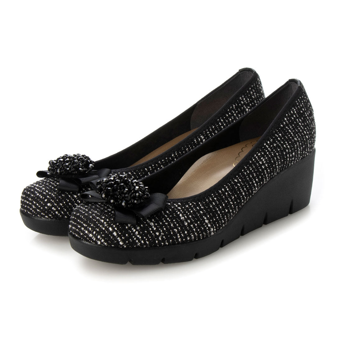 FIRST CONTACT Wedge Pumps