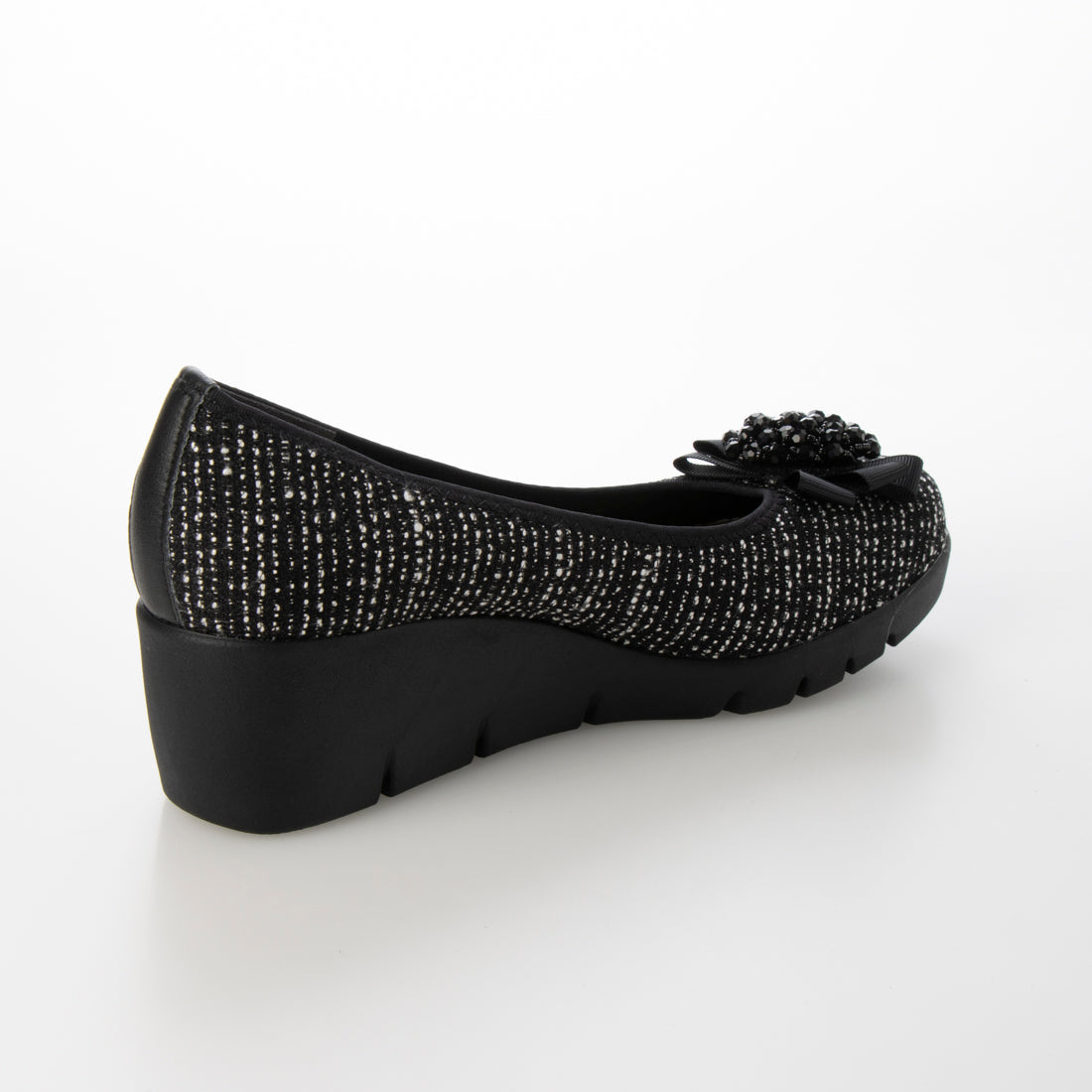 FIRST CONTACT Wedge Pumps