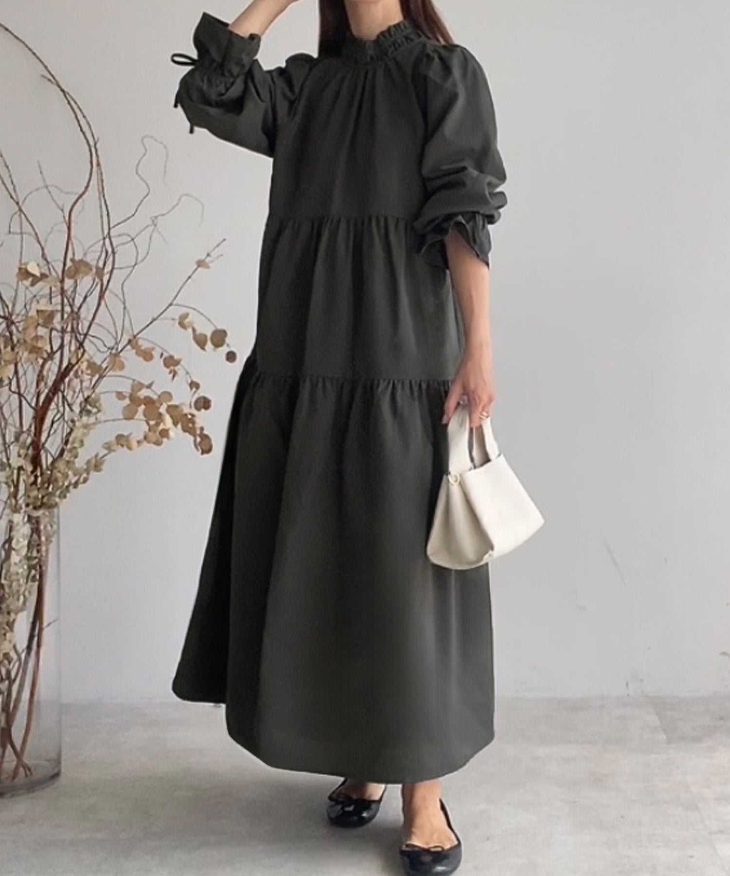 FILLU FILLOU Frill Collar Flare One-Piece Dress