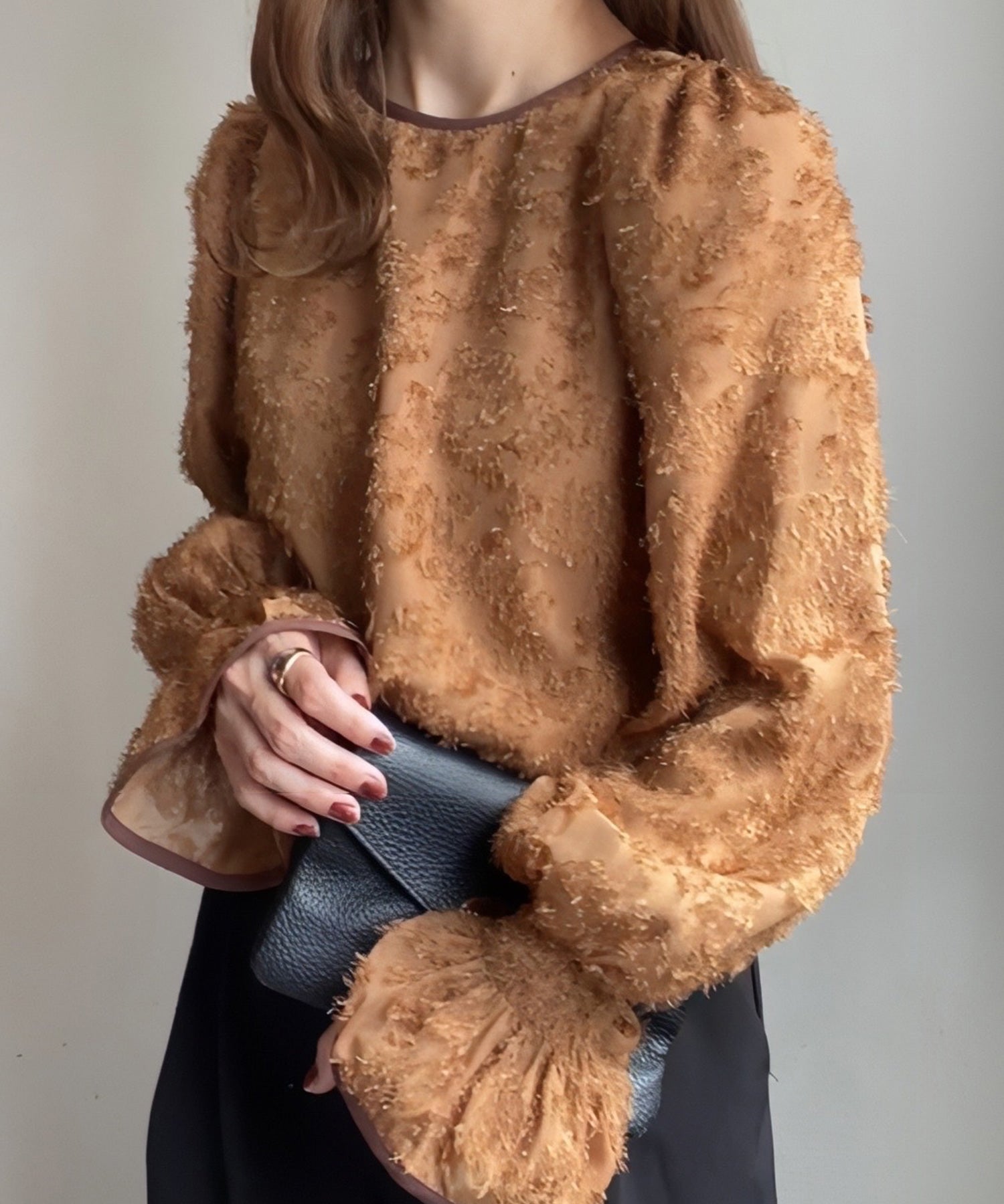 フィルー FILLOU FILLOU 配色パイピングフラワージャガードトップス