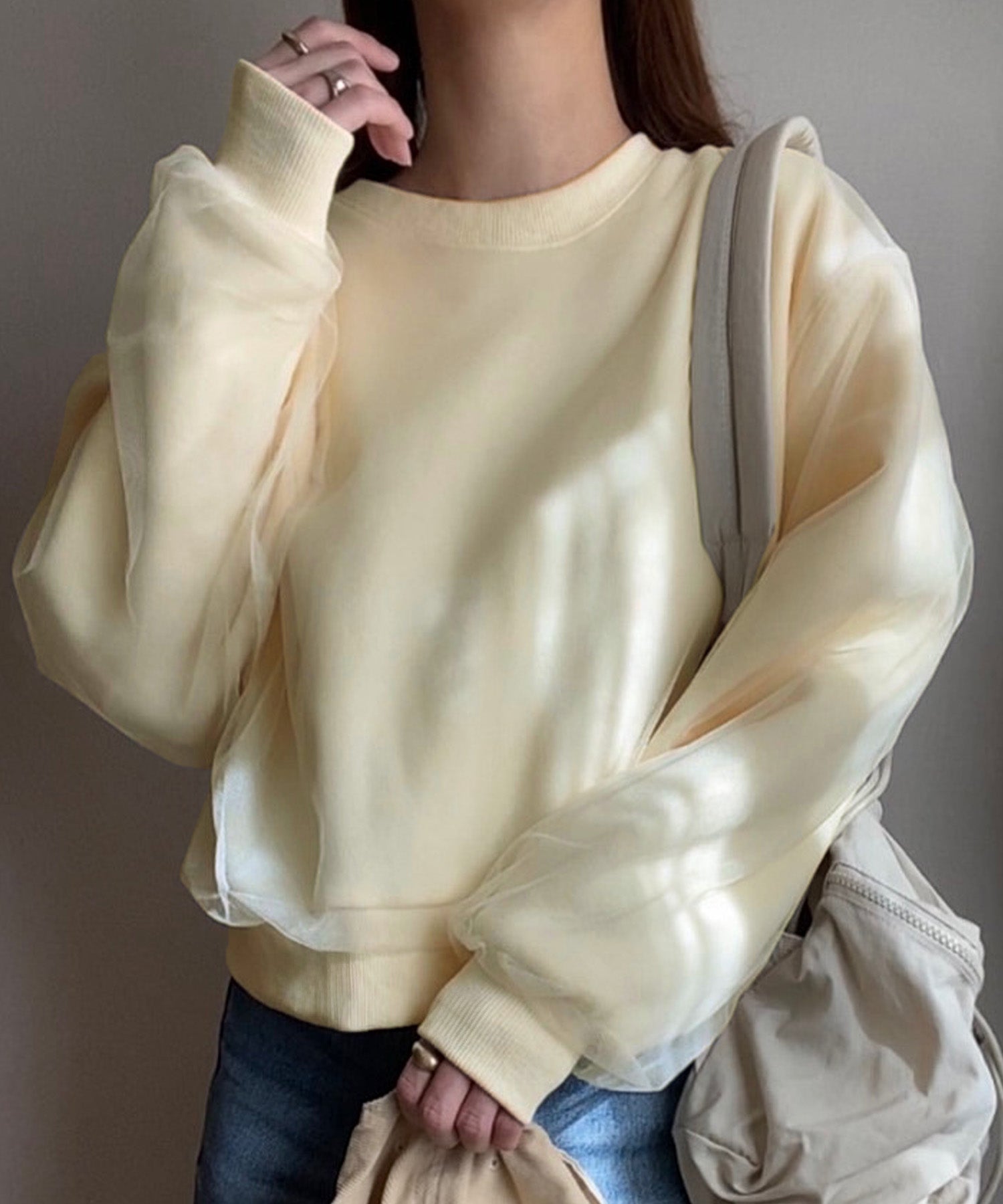FILLU FILLOU FILLOU Tulle Layered Fleece-Lined Short Sweat Top