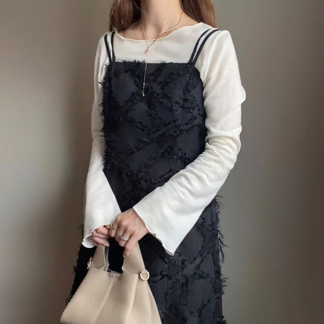 フィルー FILLOU FILLOU ジャガード裾フレアキャミワンピース