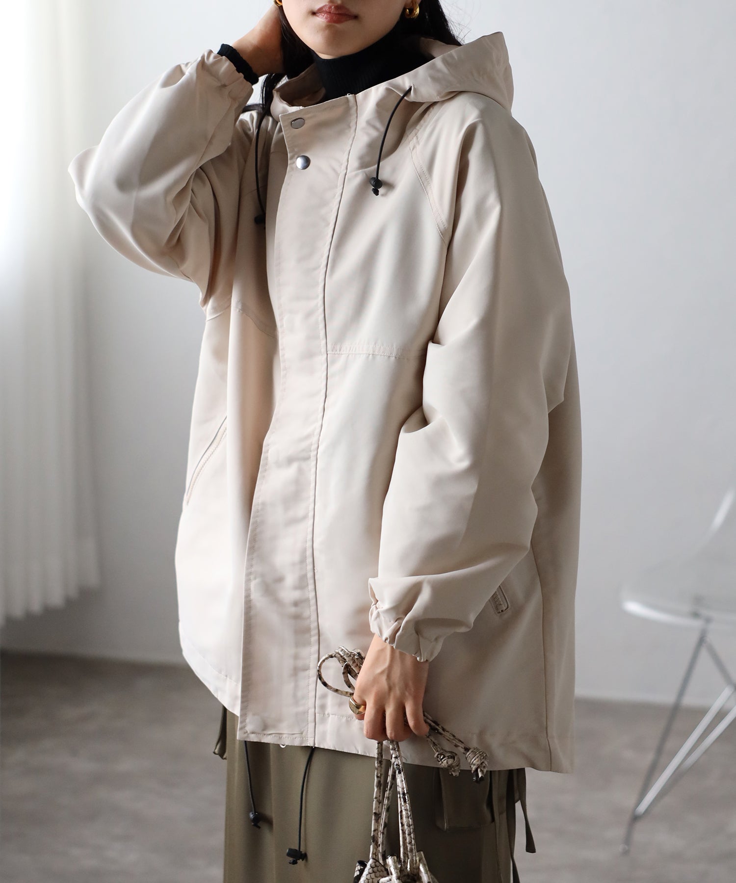 フィズ Fizz フード付きマウンテンパーカー  AW マンパ オーバーサイズ アウトドア