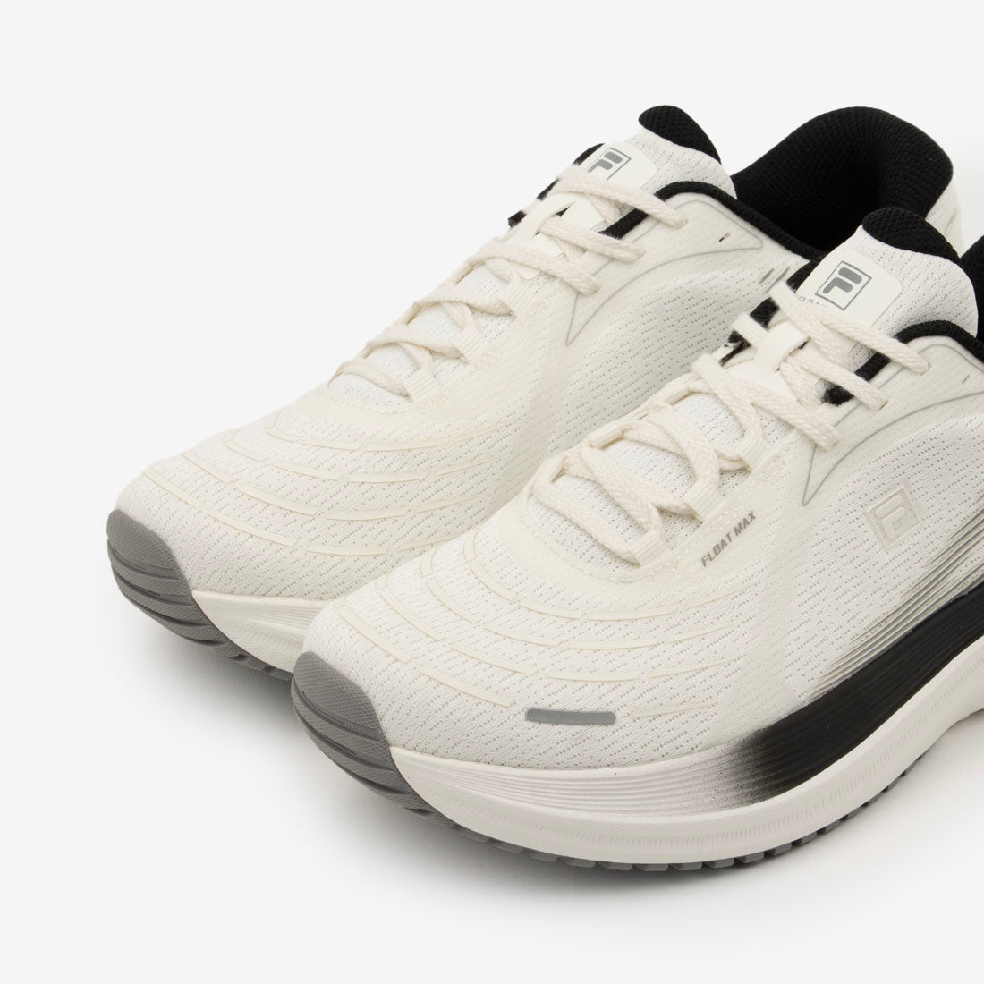 フィラ FILA FILA FLOAT MAX / フィラフロートマックス / ランニング （WHITE/WHITE/BLACK） WHITE/WHITE/BLACK