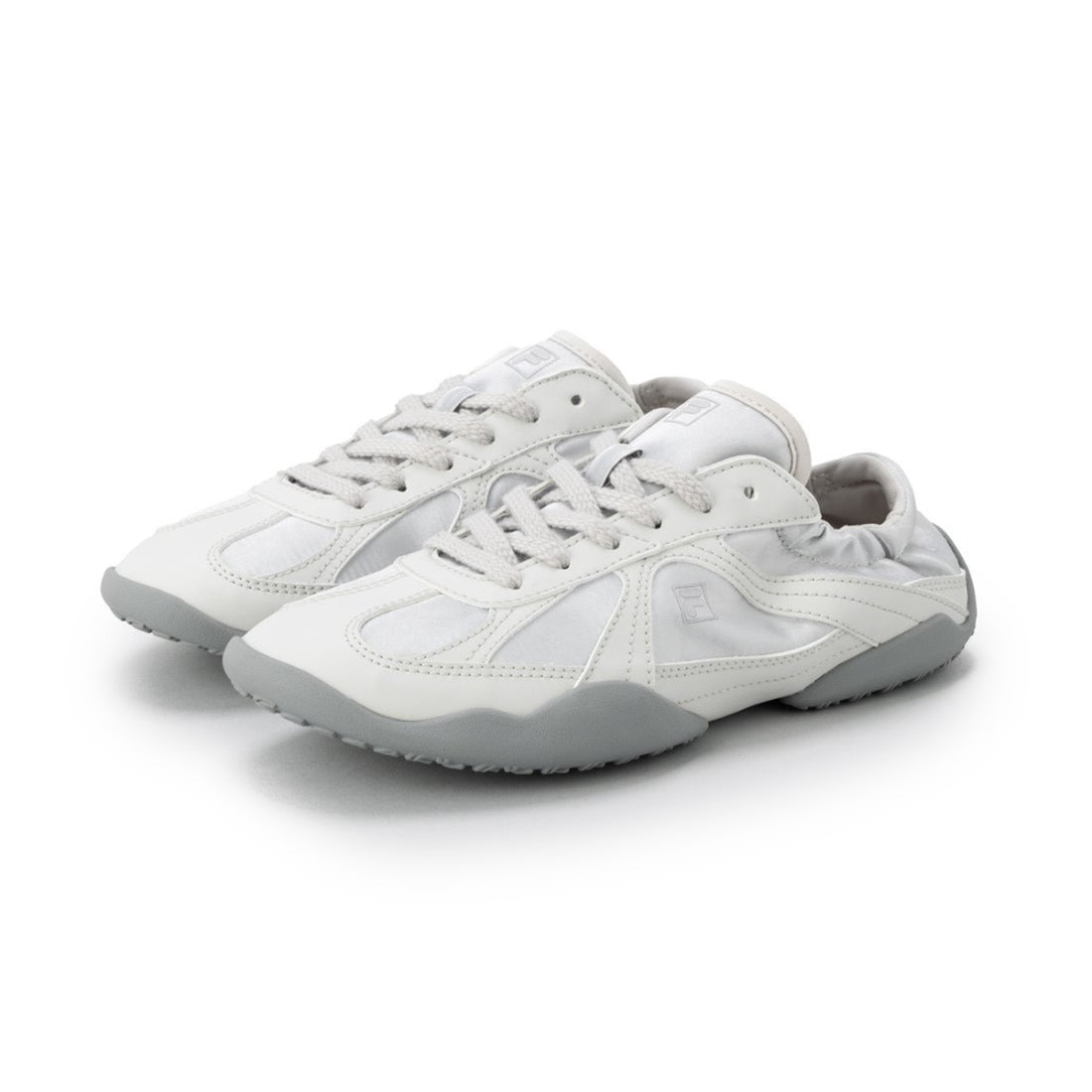 フィラ FILA フィラ グリオ（FILA GLIO） （Silver/Silver/Silver） Silver/Silver/Silver