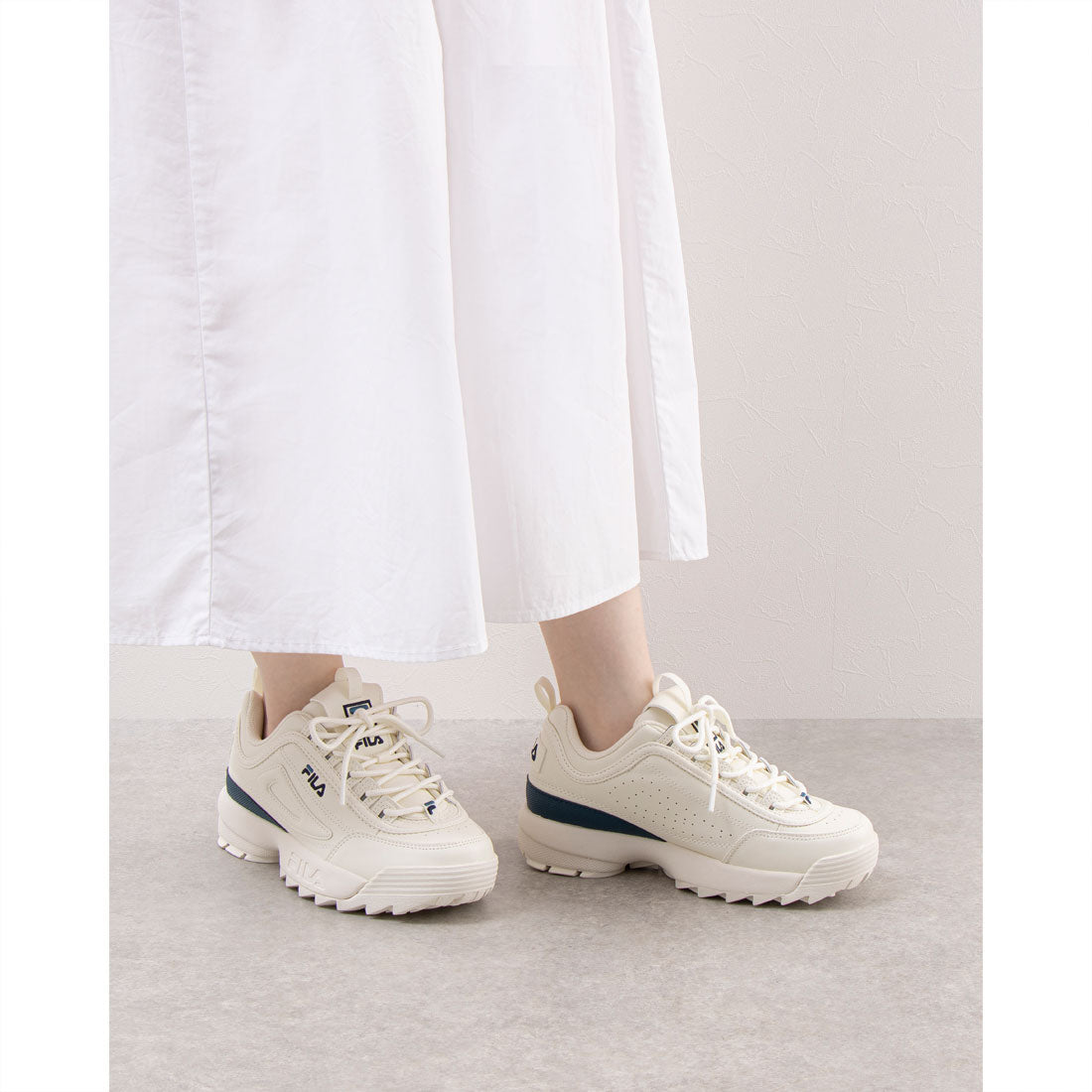 フィラ FILA レディース スニーカー 厚底 DISRUPTOR II USS23029